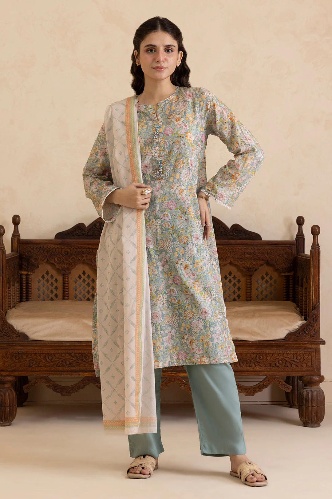 Kurta Dupatta Trouser