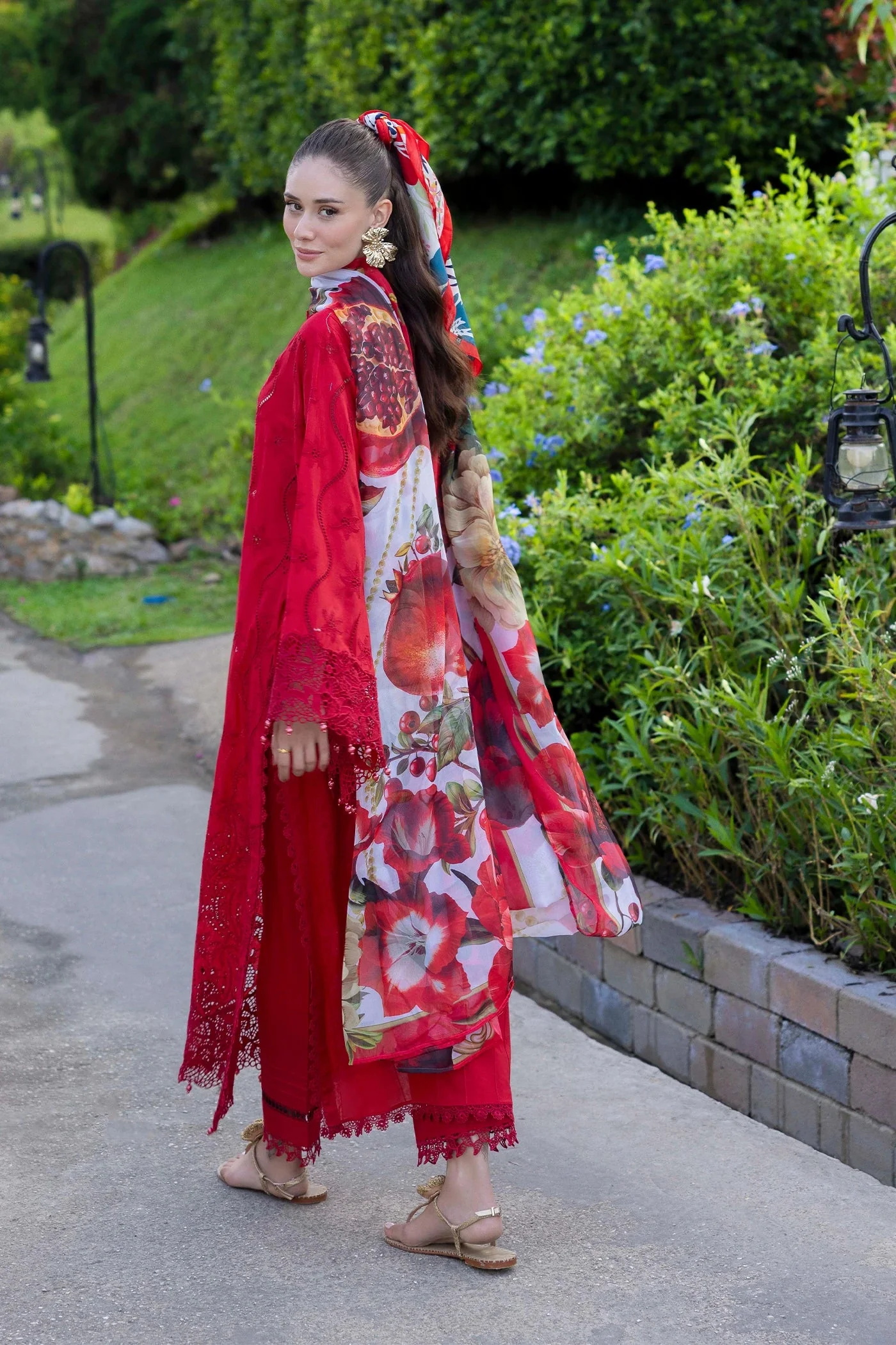 LASSERKARI-EID PETALS - Image 2