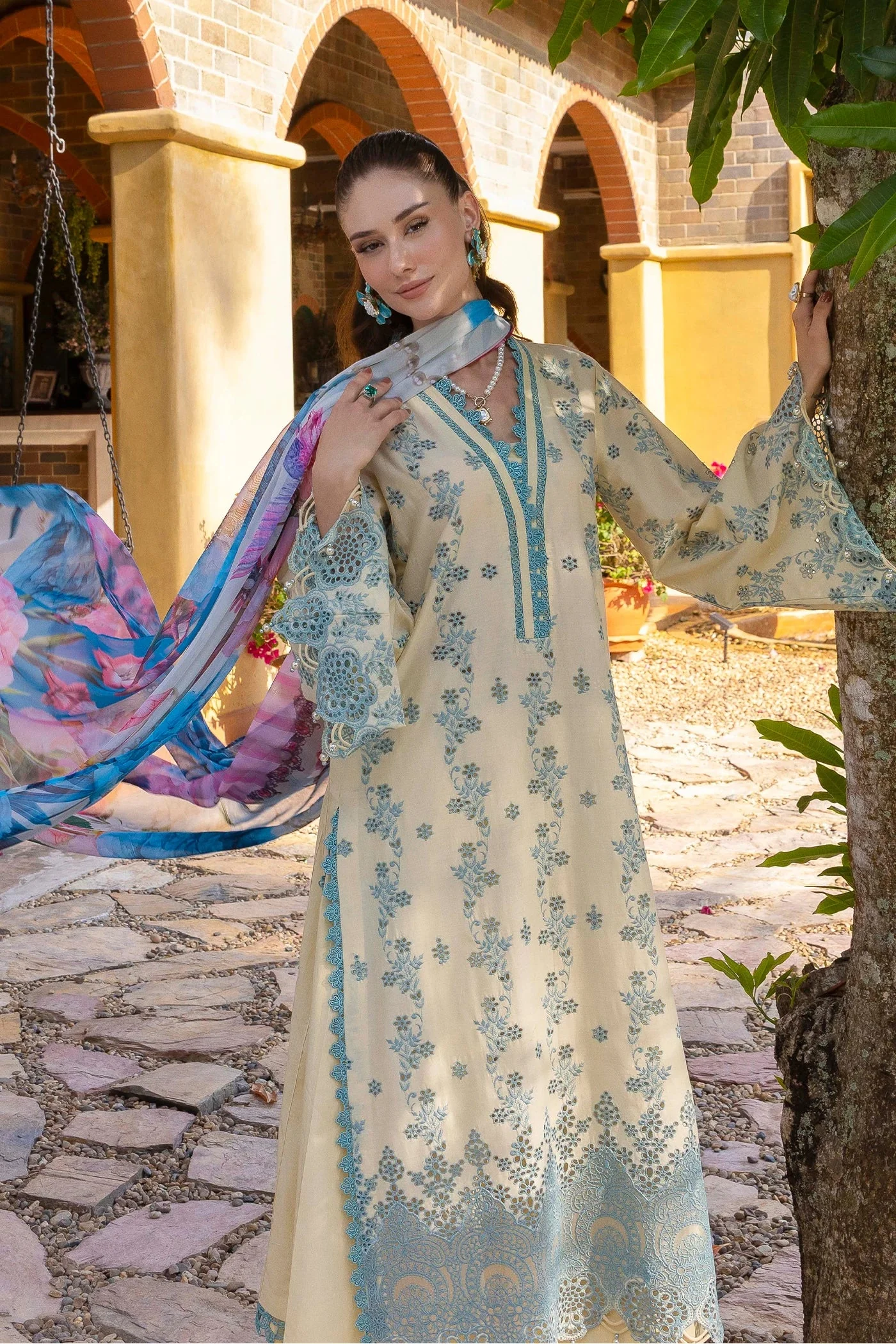 LASSERKARI-EID PETALS - Image 3