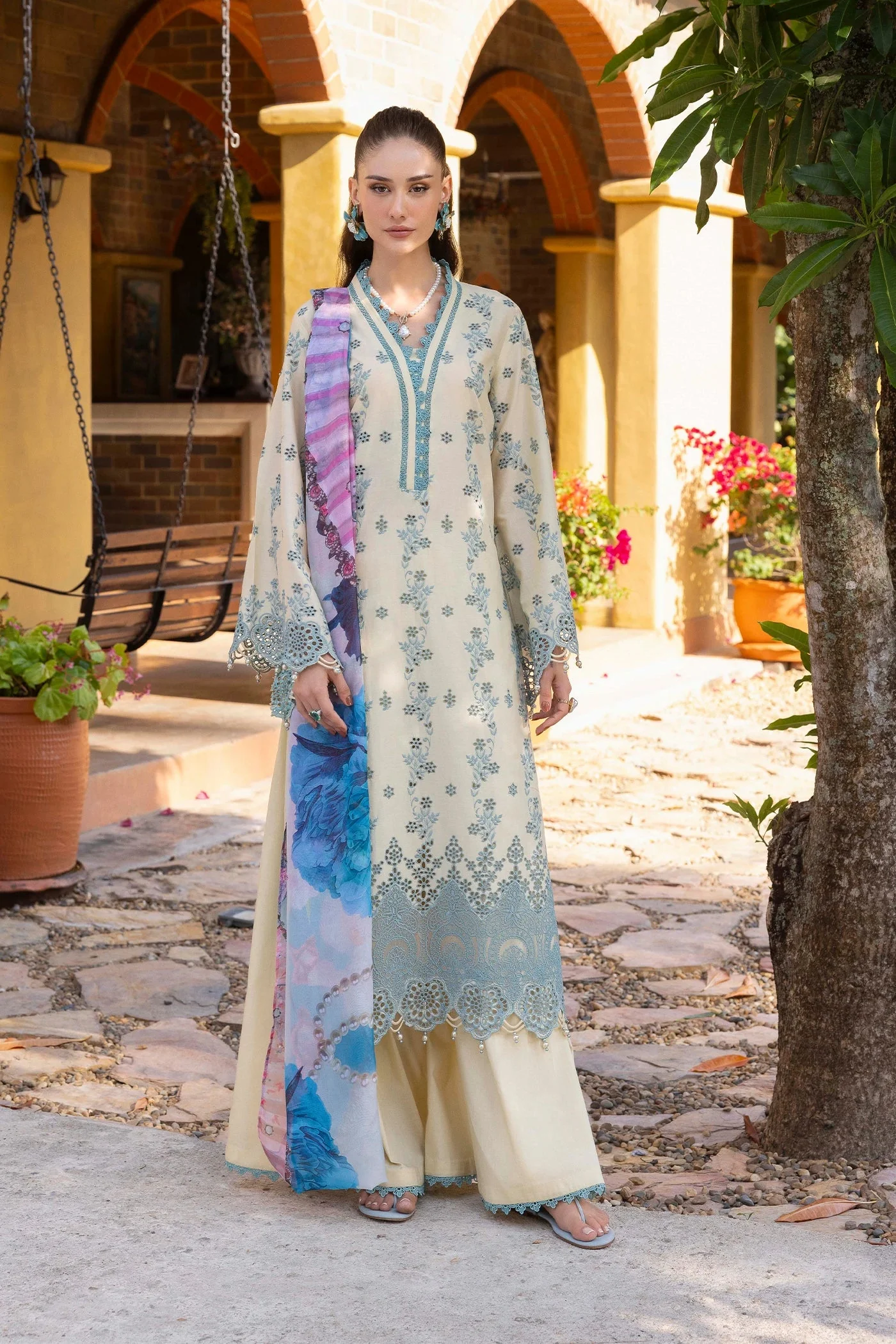 LASSERKARI-EID PETALS - Image 4