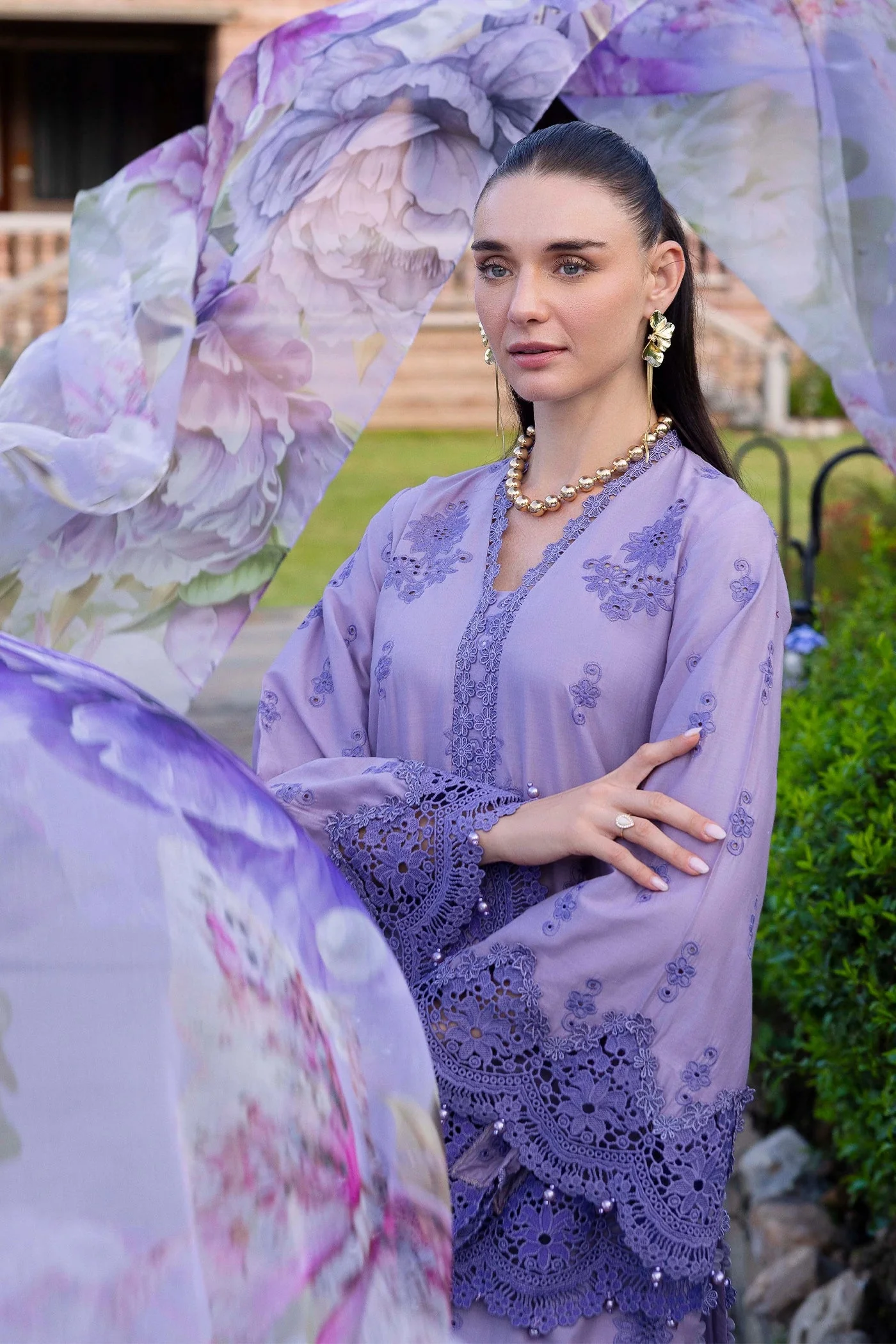 LASSERKARI-EID PETALS - Image 4