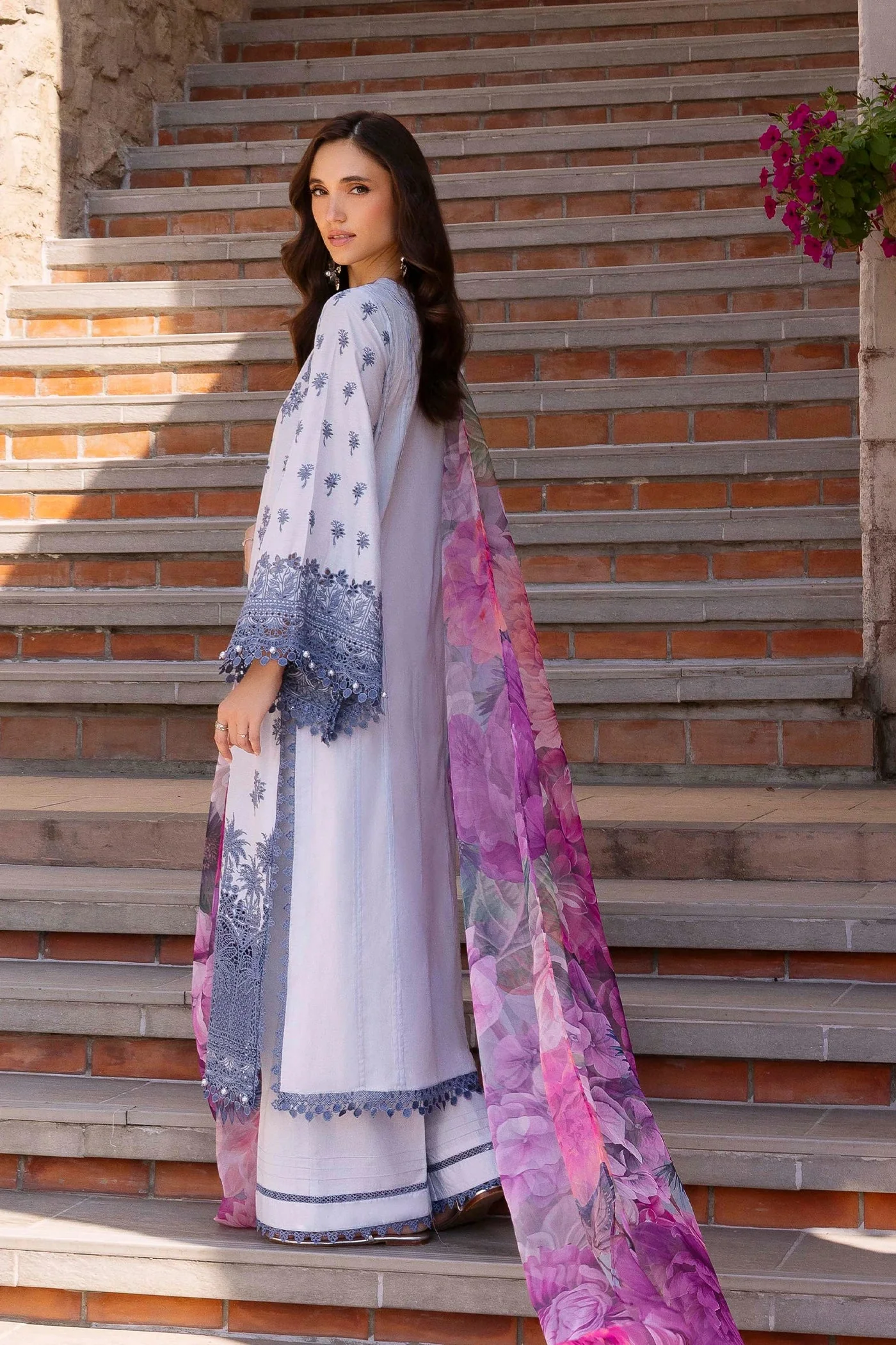 LASSERKARI-EID PETALS - Image 2