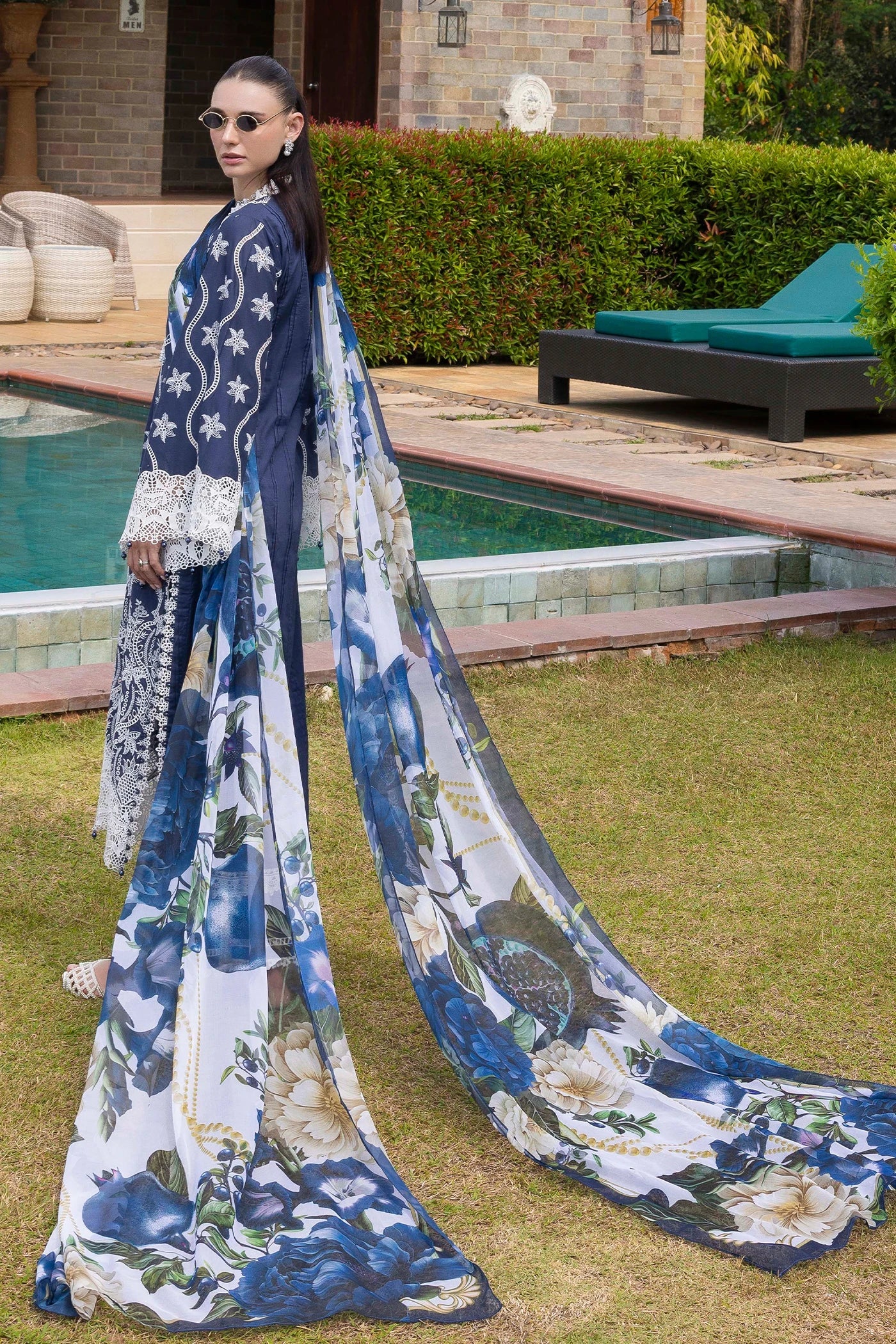 LASSERKARI-EID PETALS - Image 2
