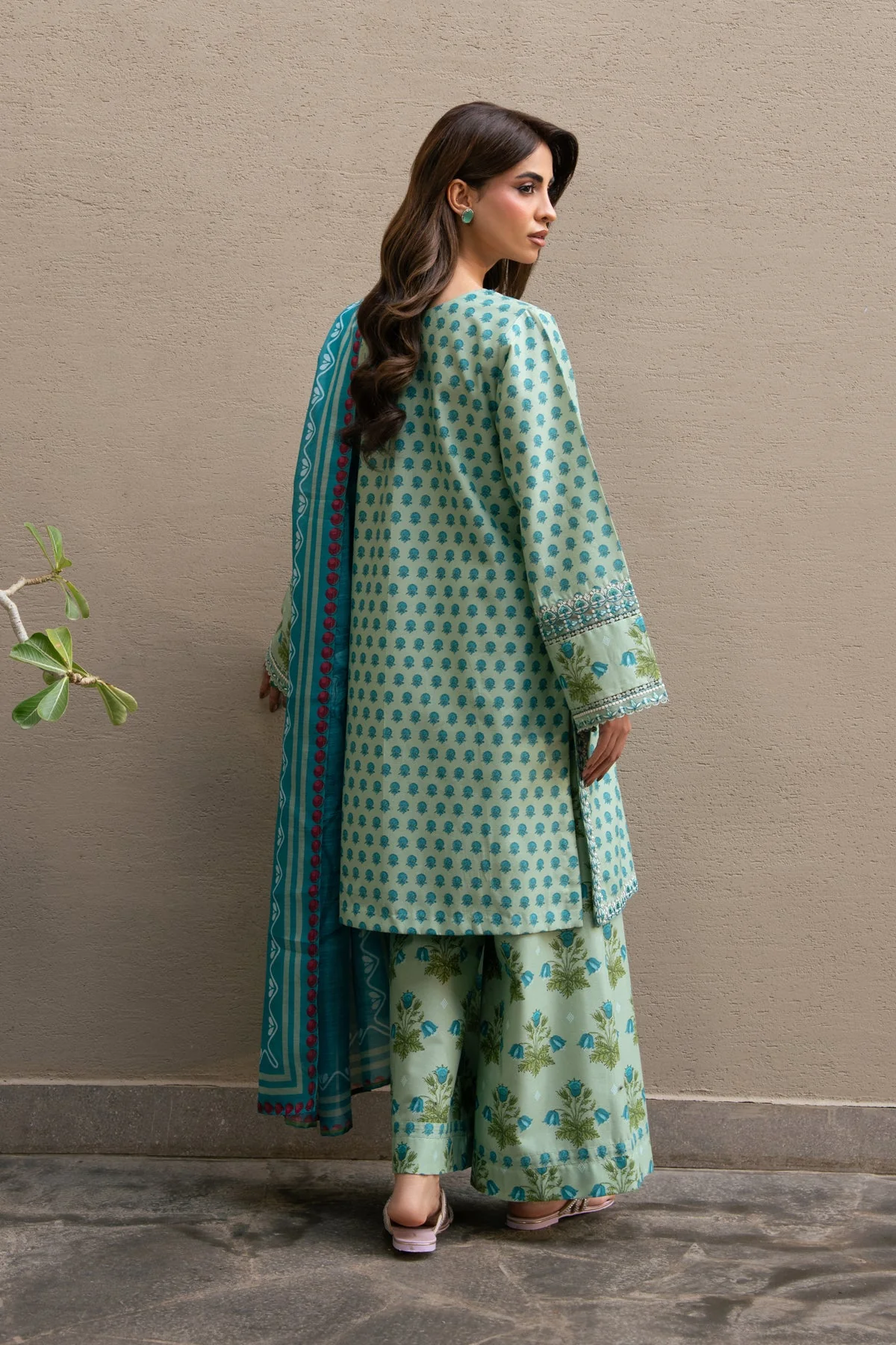 Layana Lawn Collection - Image 2