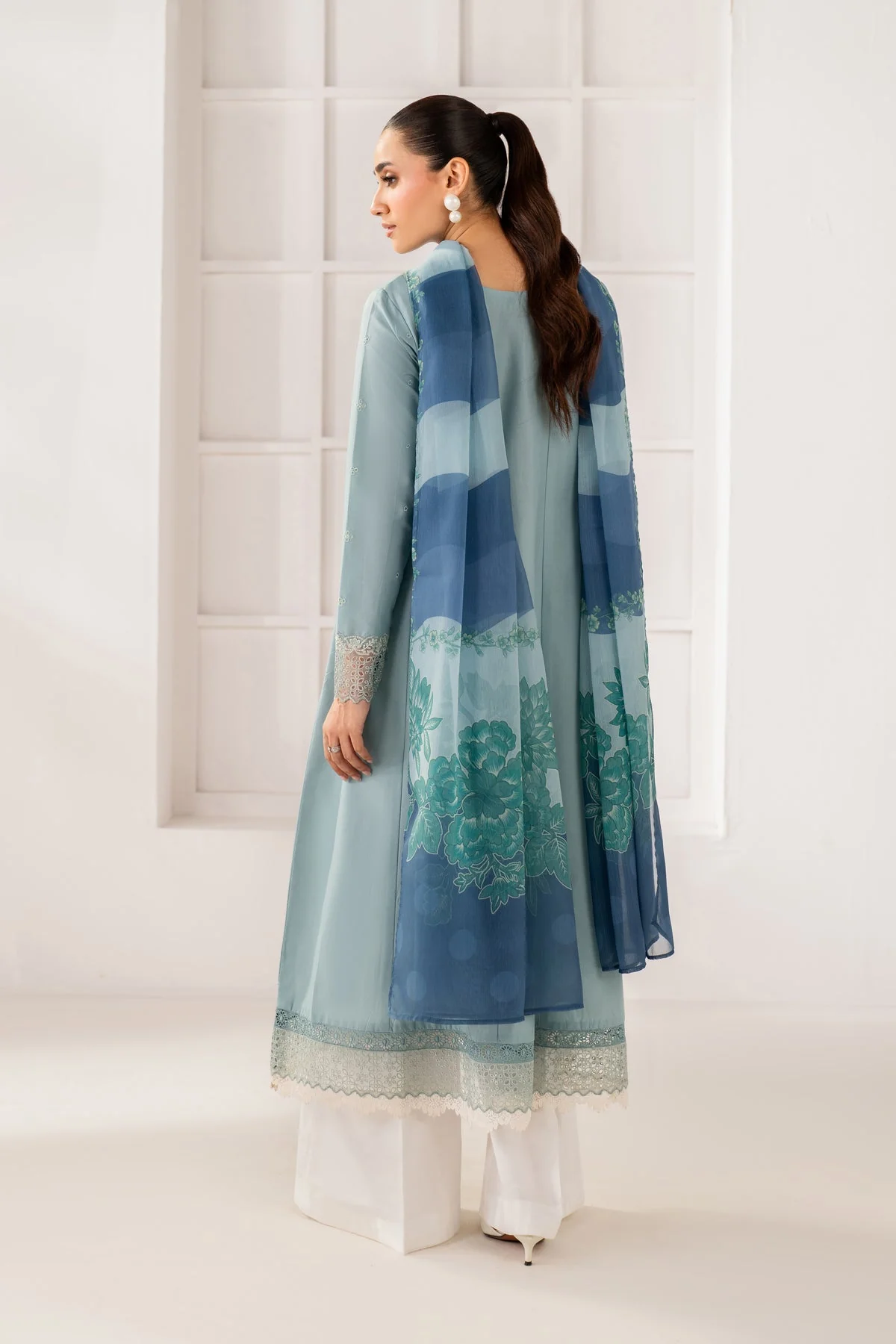 Lessence Summer Lawn - Image 2