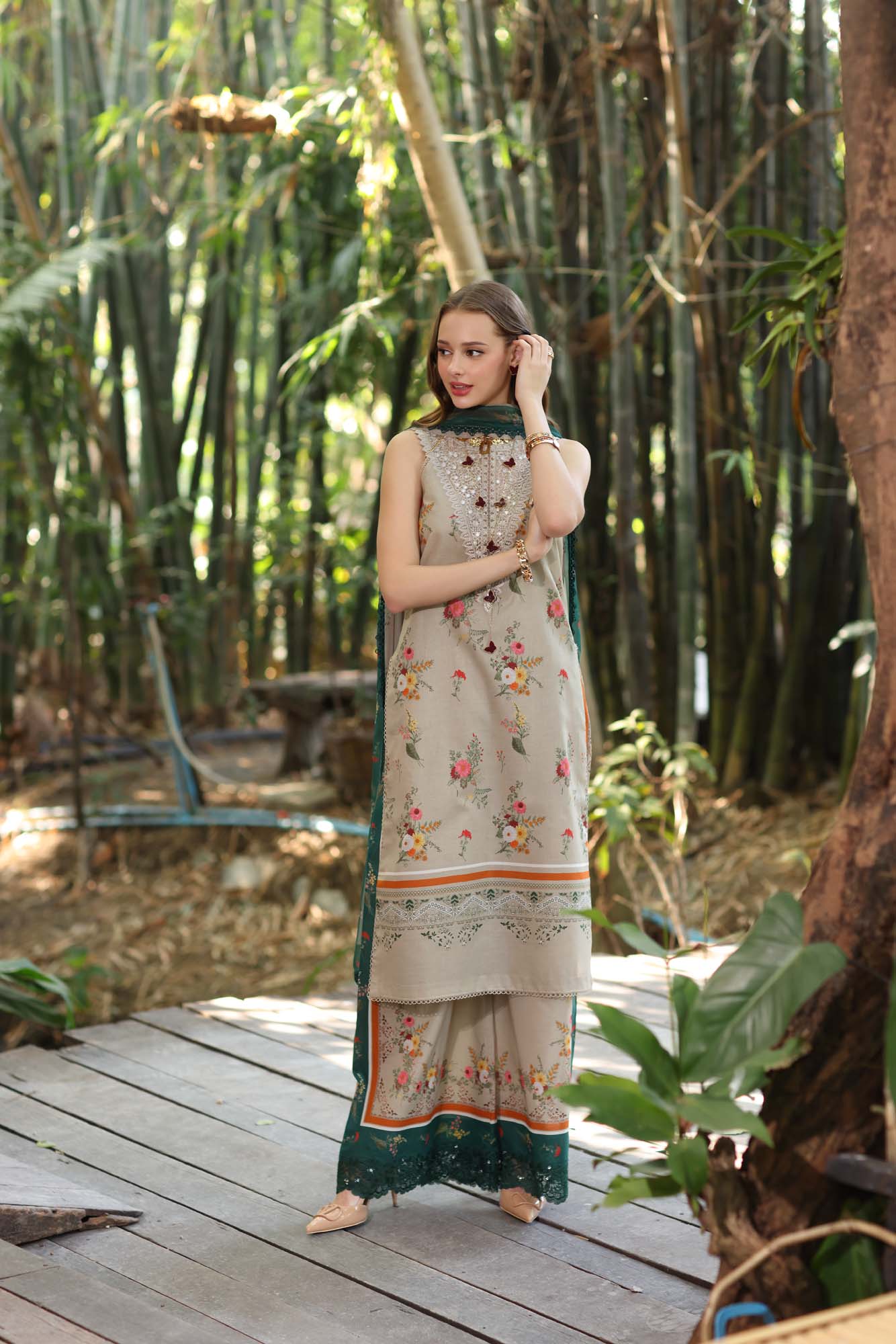 LUXE PRINKARI LAWN - Image 3