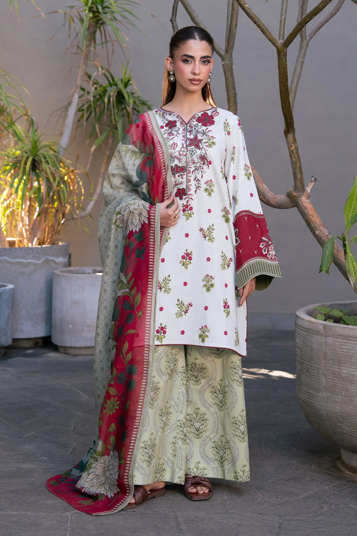 Layana Lawn Collection - Image 3