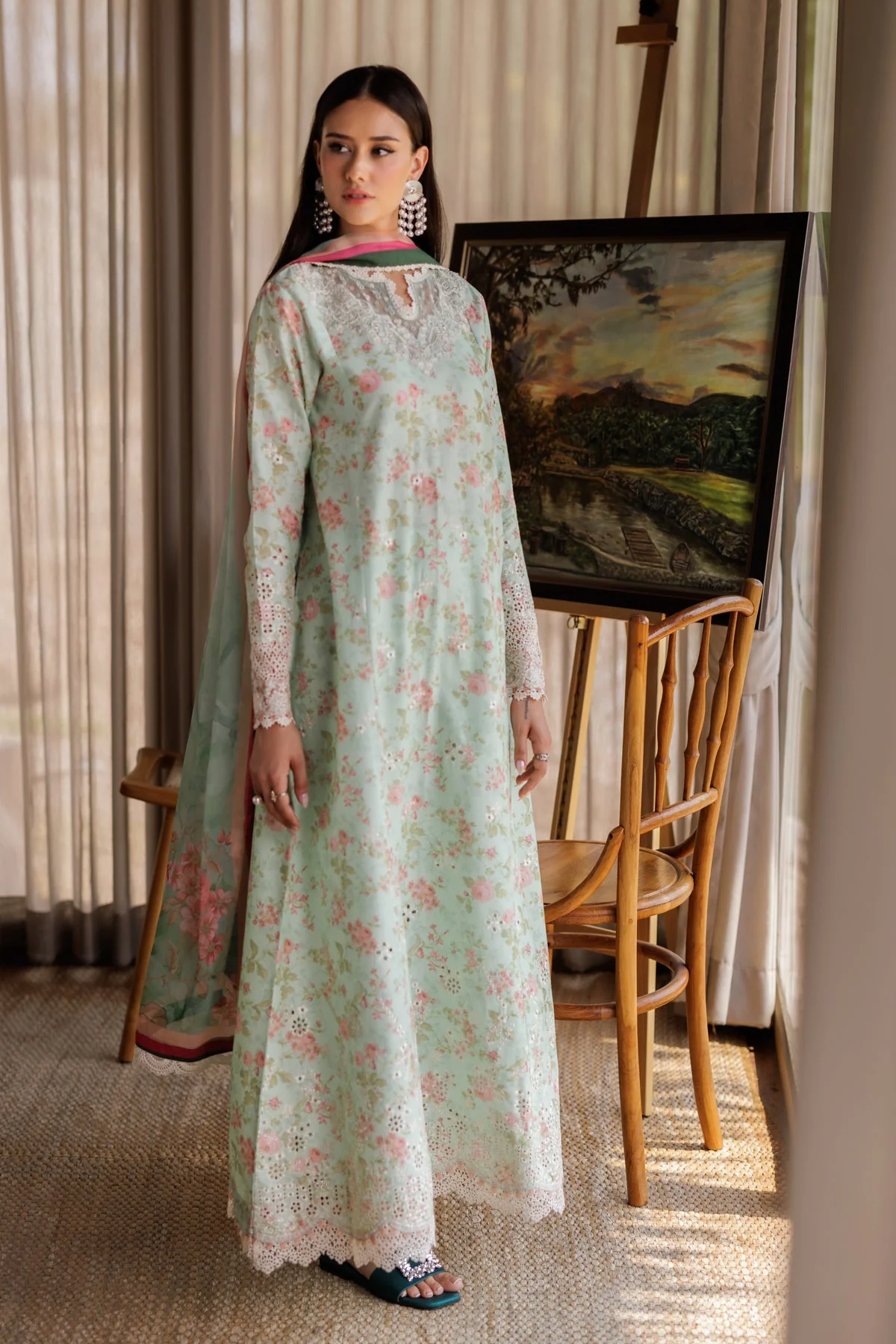 Luxury Lawn - Image 2