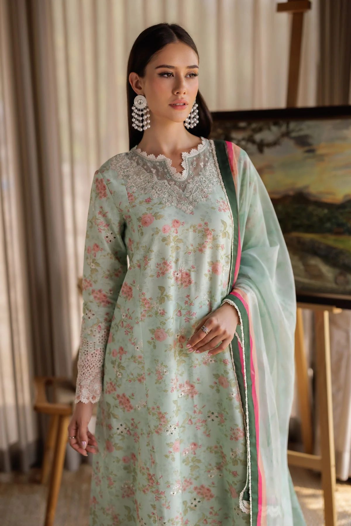 Luxury Lawn - Image 5
