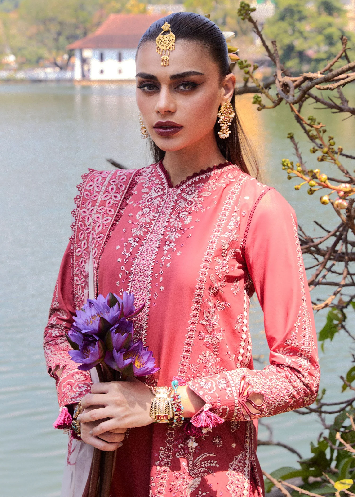 Luxury Lawn - Image 3