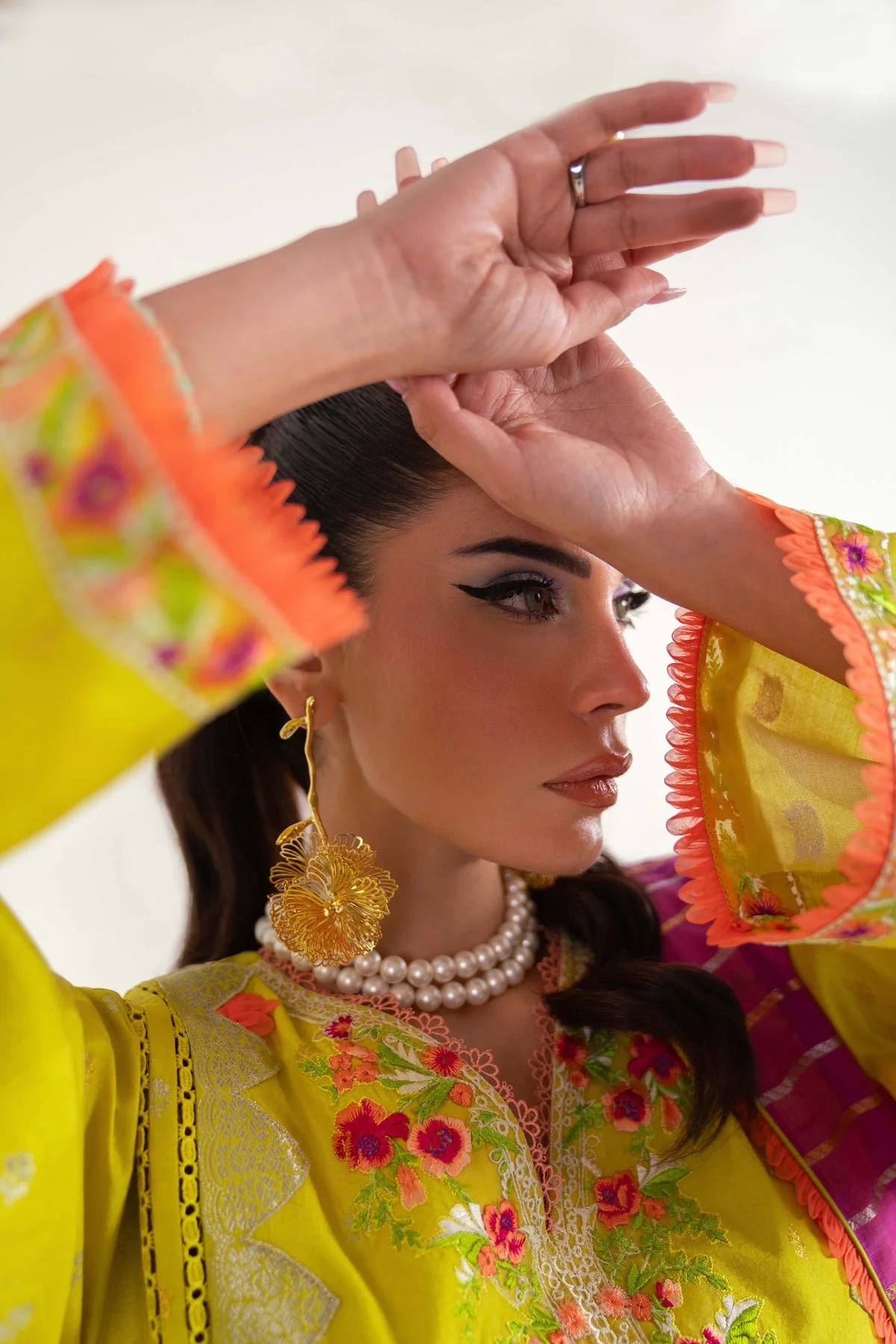 Luxury Lawn - Image 6