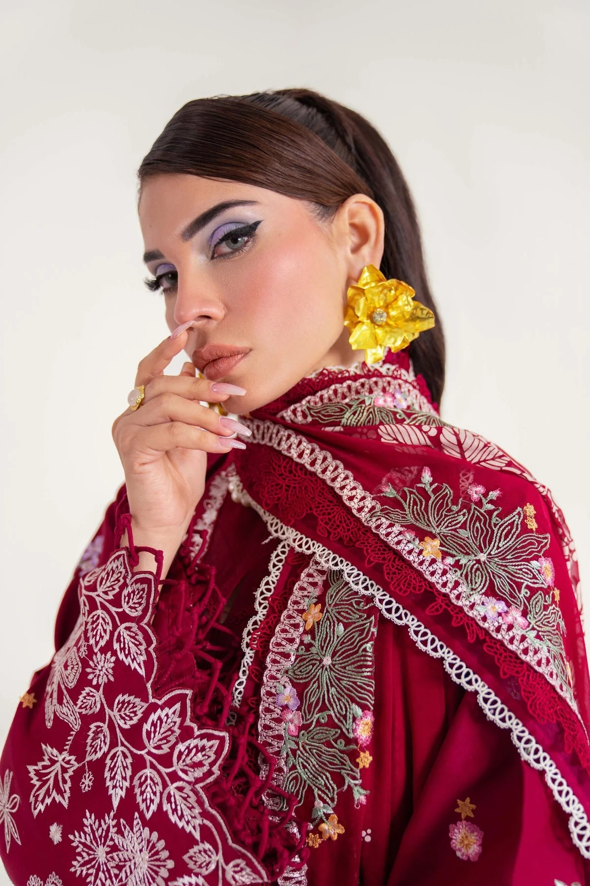 Luxury Lawn - Image 6
