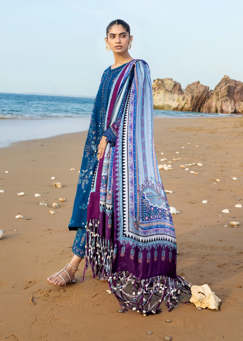 Luxury Lawn - Image 8