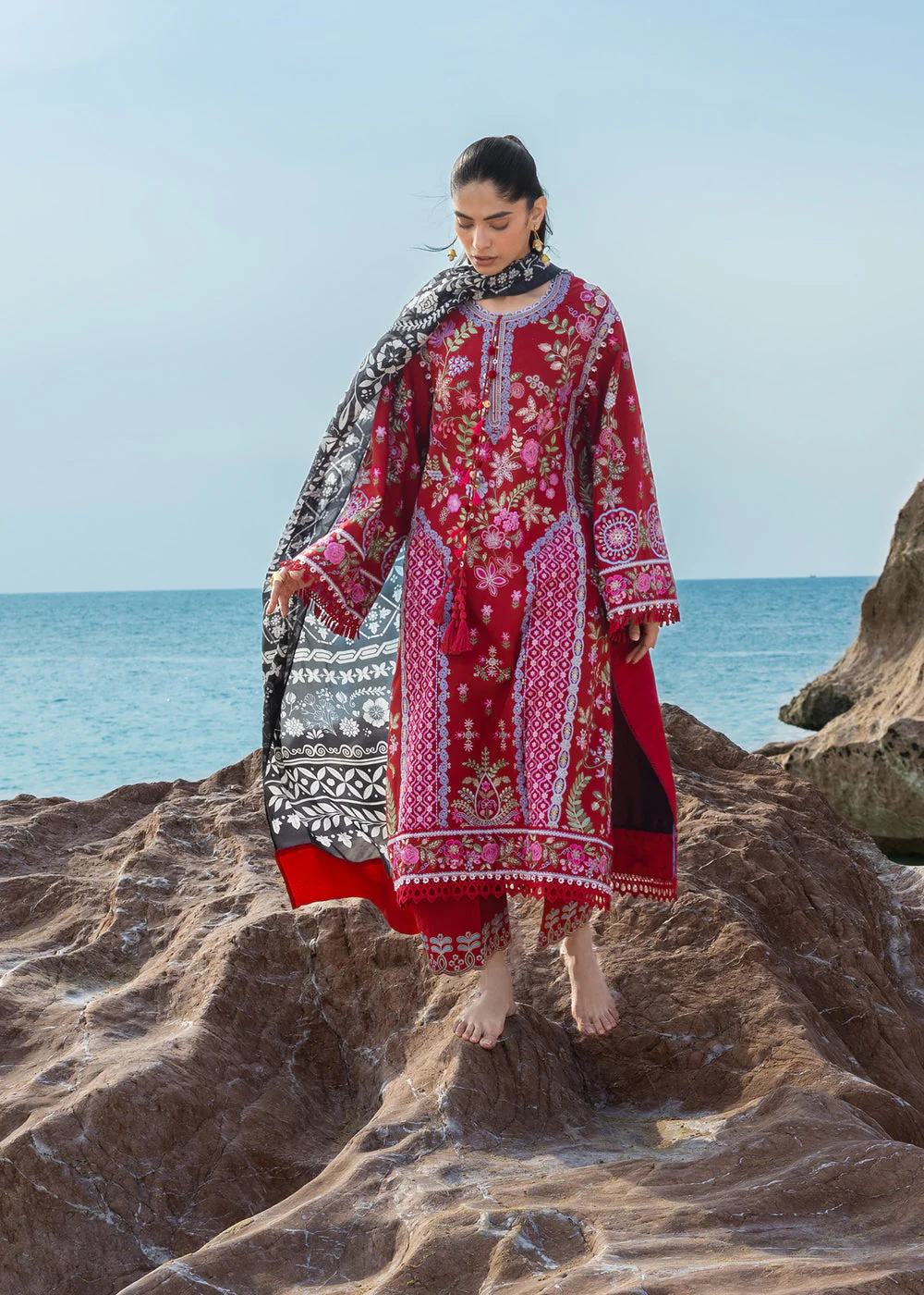 Luxury Lawn - Image 7