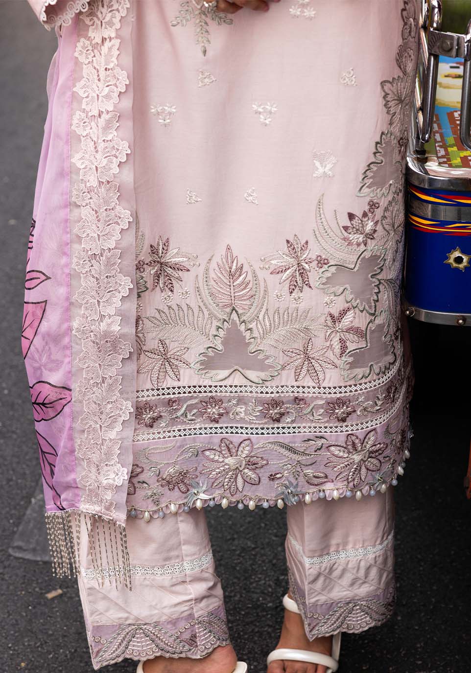 Luxury Lawn Collection - Image 4