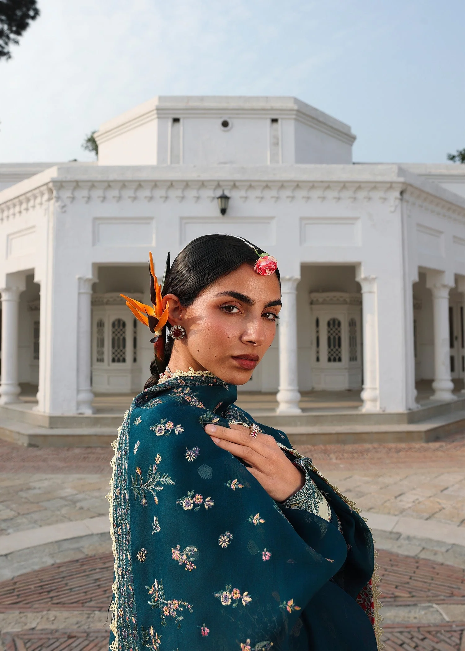 Luxury Lawn Edit - Image 6