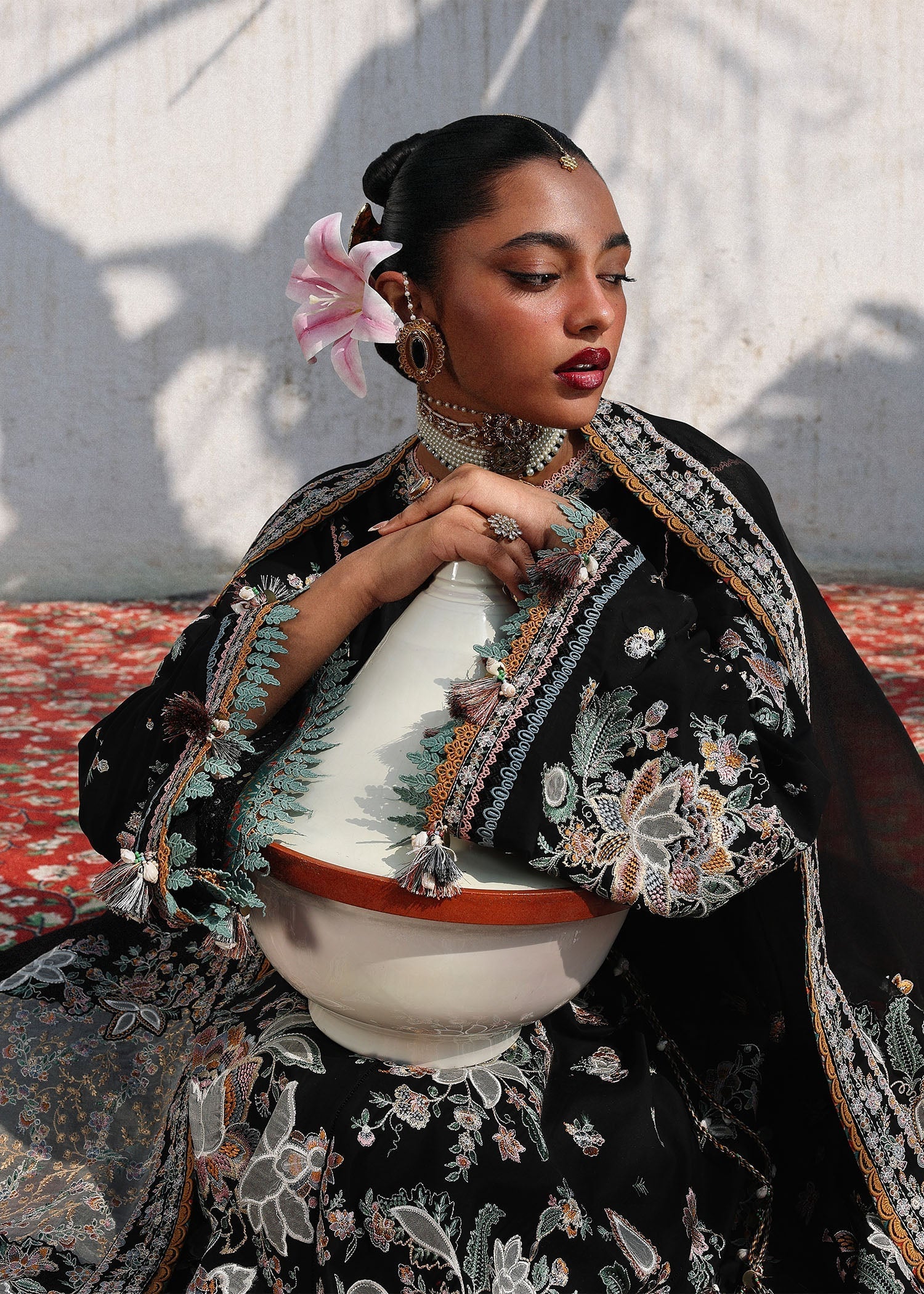Luxury Lawn Edit - Image 4