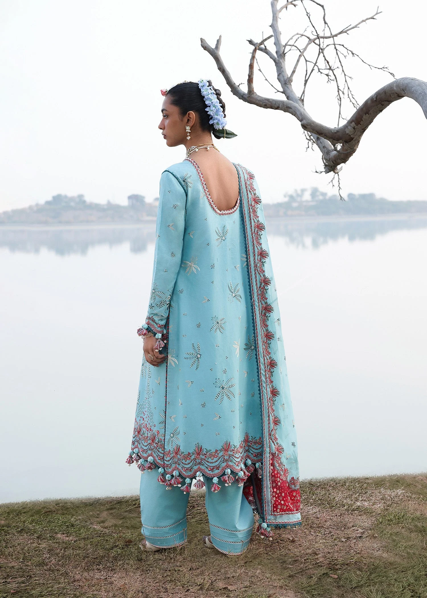 Luxury Lawn Edit - Image 2