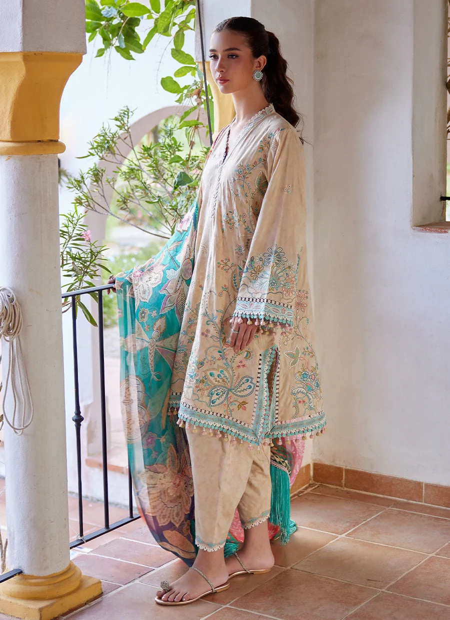 Luxury Lawn Unstitched - Image 3