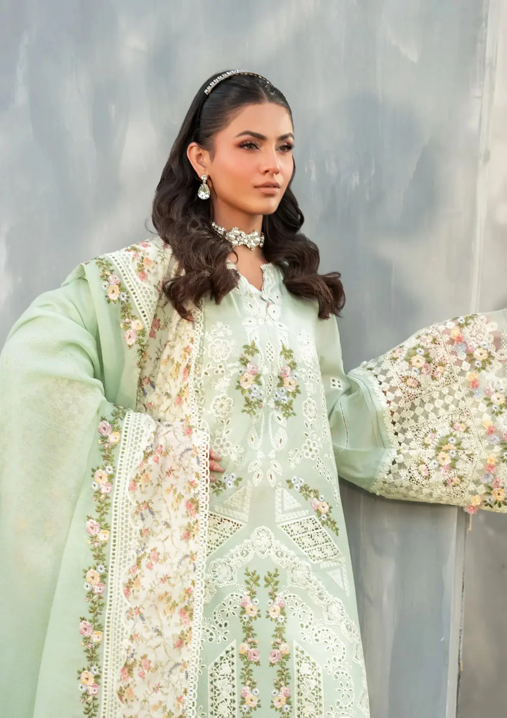 Luxury  Lawn Vol 2 - Image 4