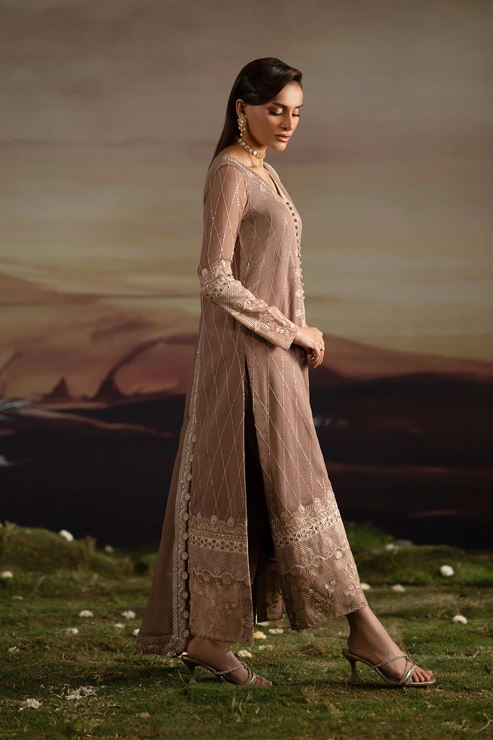 Luxury Unstitched 3-Piece - Image 4