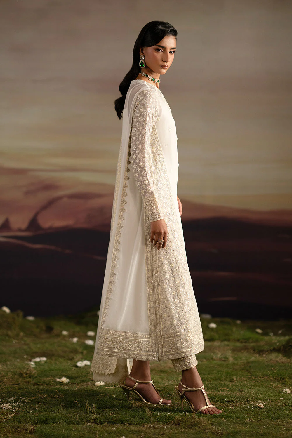 Luxury Unstitched 3-Piece - Image 3