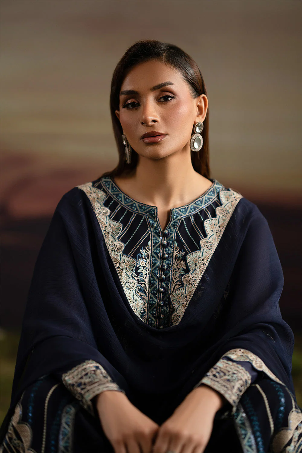 Luxury Unstitched 3-Piece - Image 3
