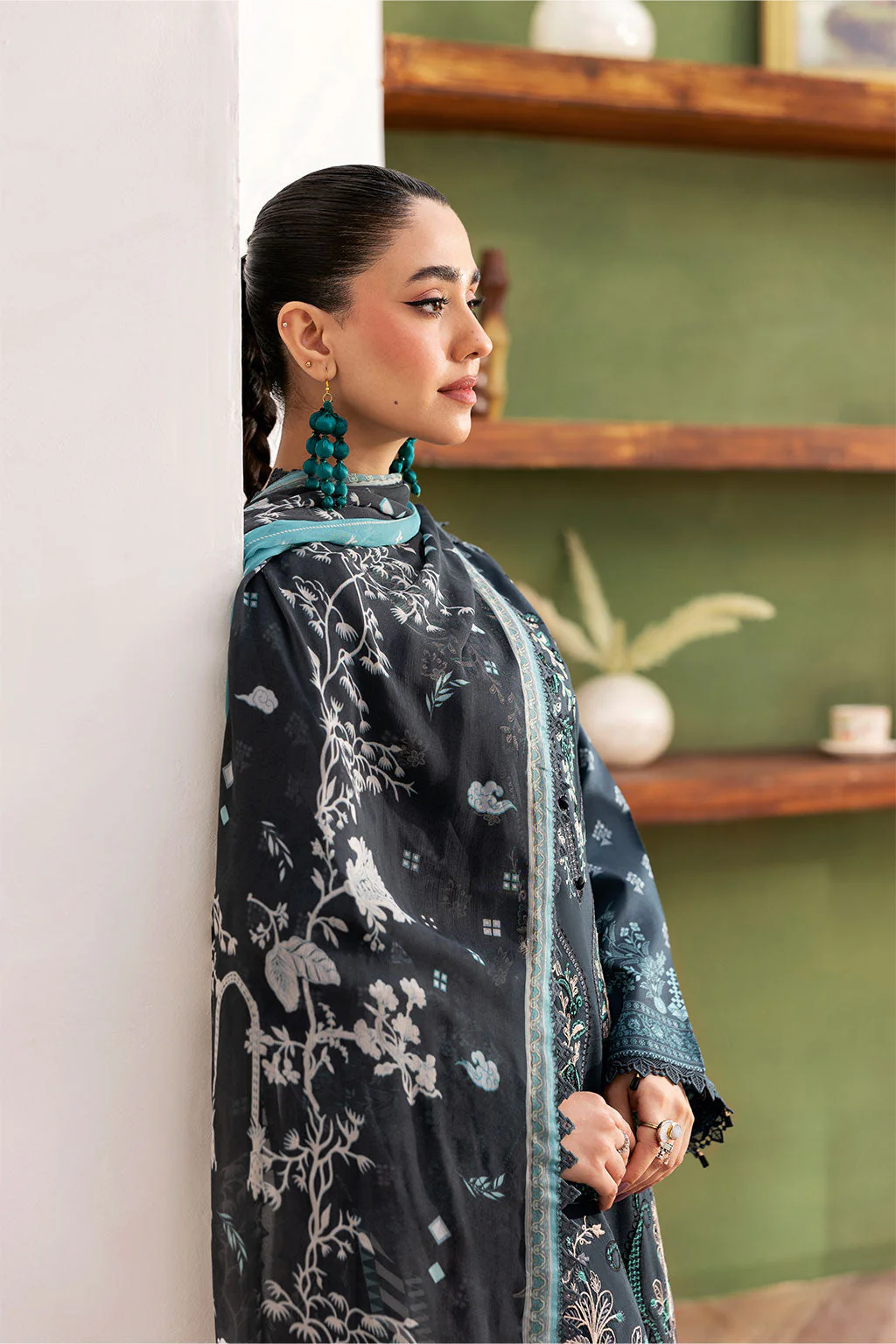 Mashaal Luxury Lawn - Image 4