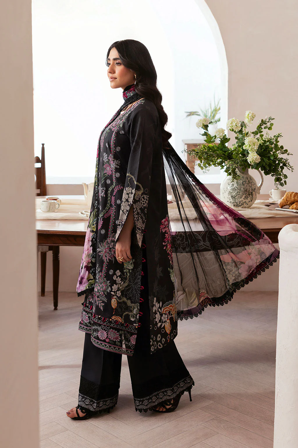 Mashaal Luxury Lawn - Image 3
