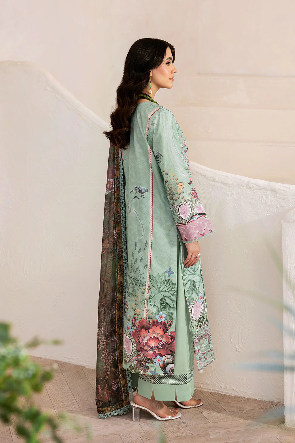 Mashaal Luxury Lawn - Image 2