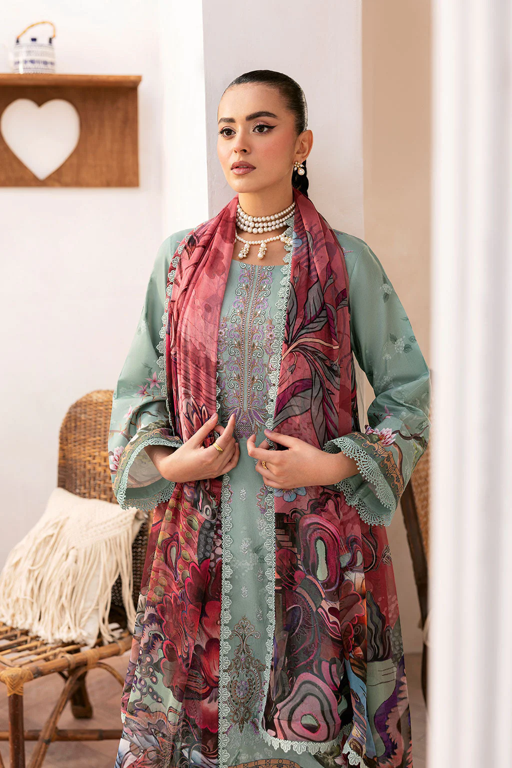 Mashaal Luxury Lawn - Image 4
