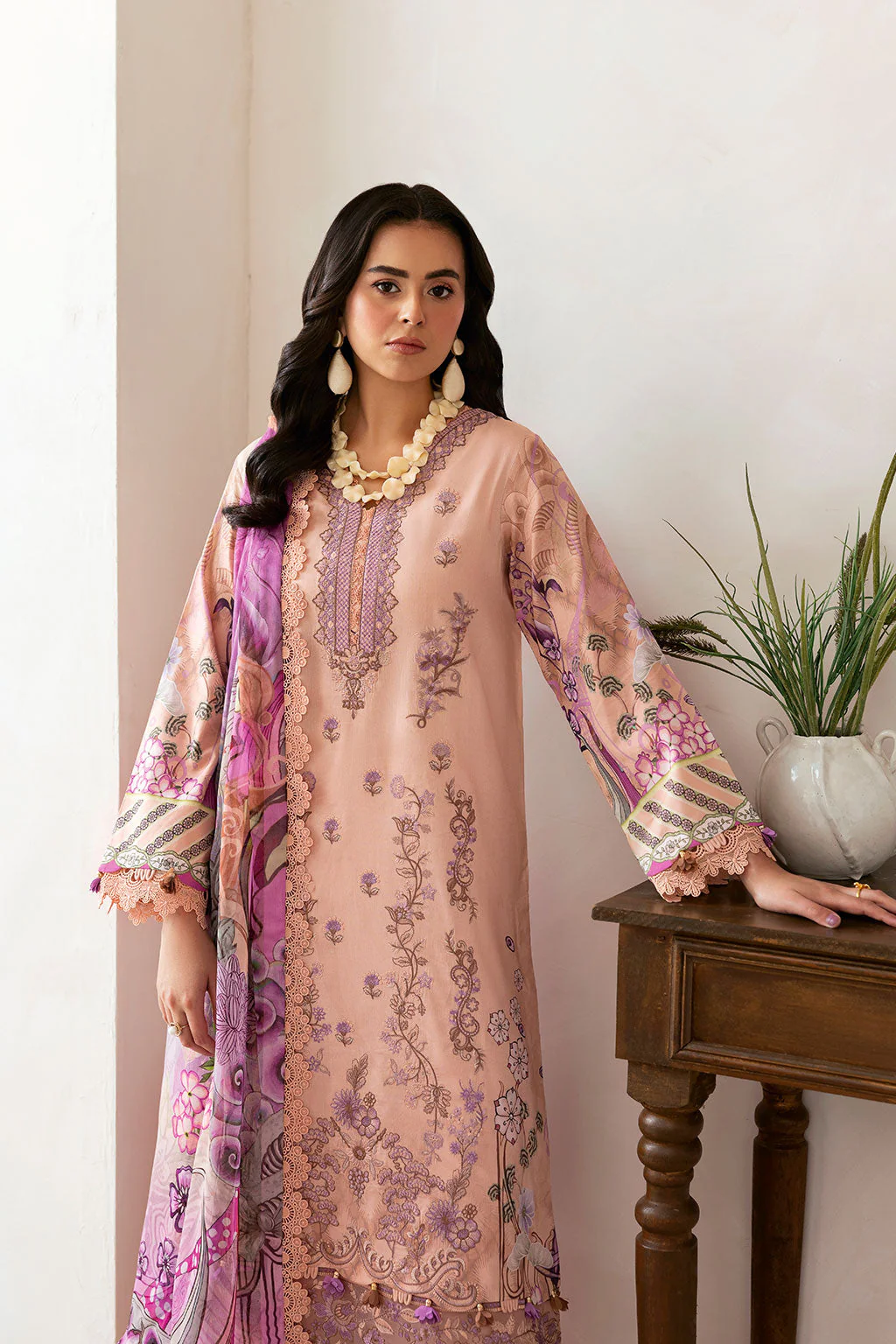 Mashaal Luxury Lawn - Image 3