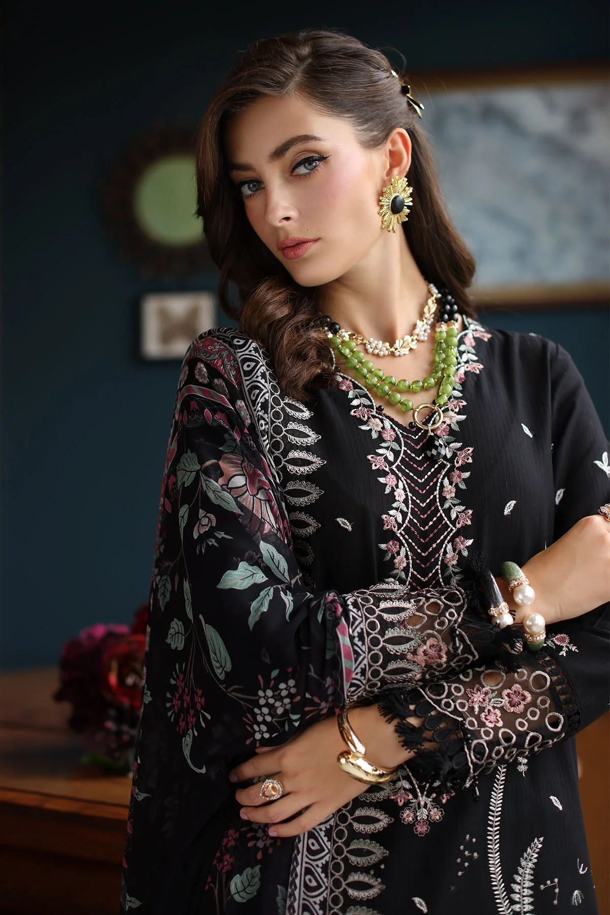 Maya Lawn - Image 4