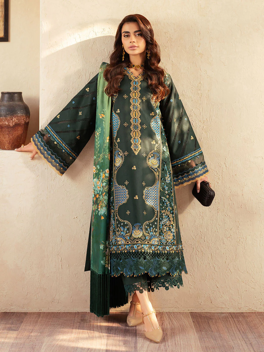 Mehroze Luxury Lawn - Image 7