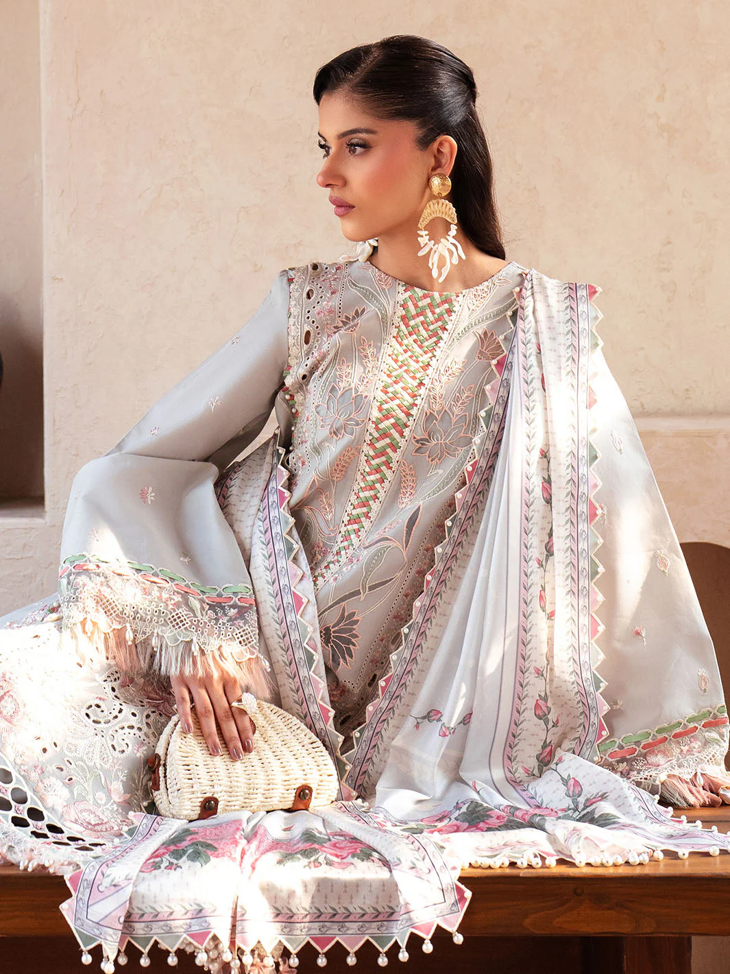 Mehroze Luxury Lawn - Image 5