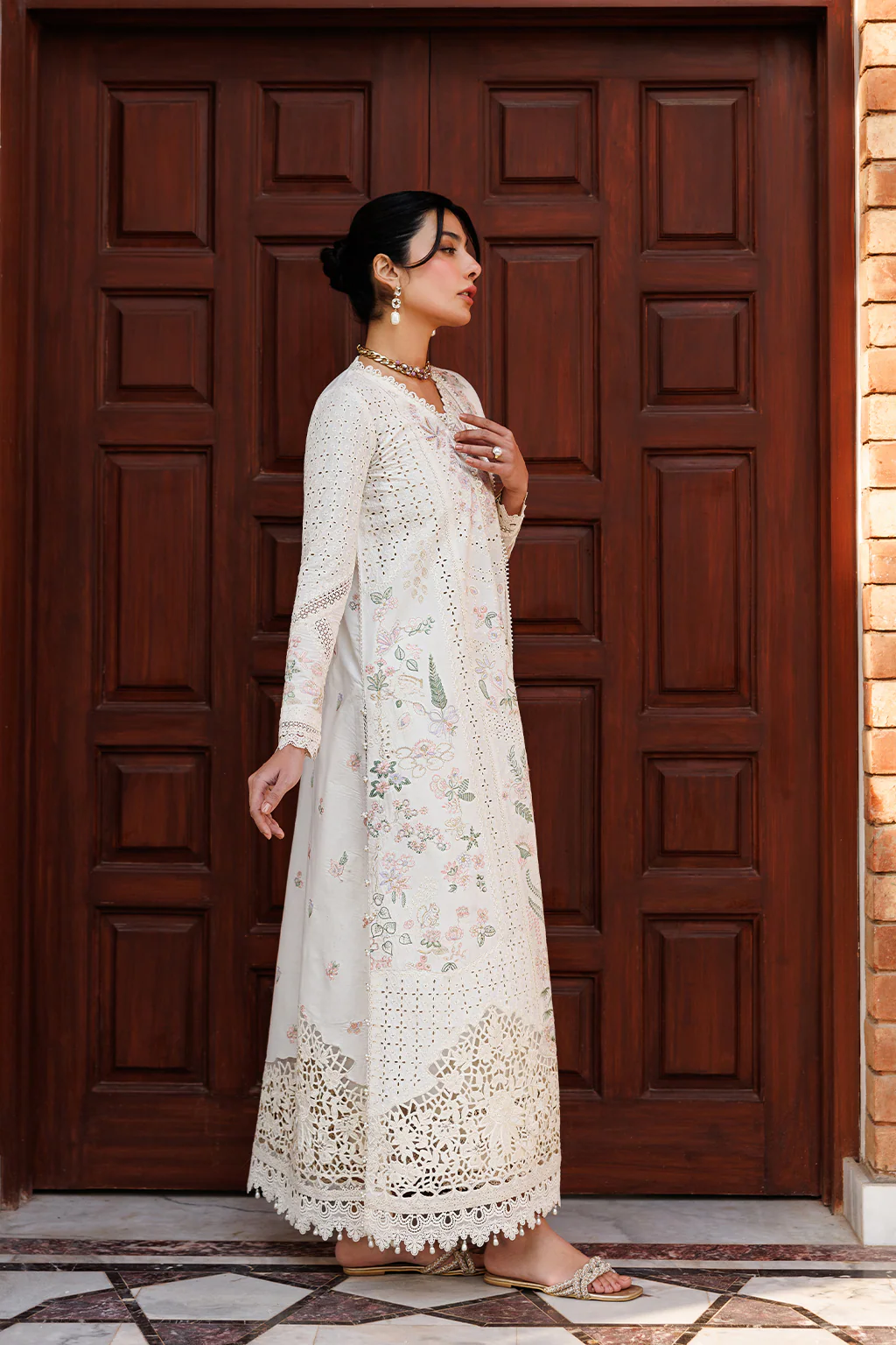 Mirabelle Festive Luxury Lawn - Image 4