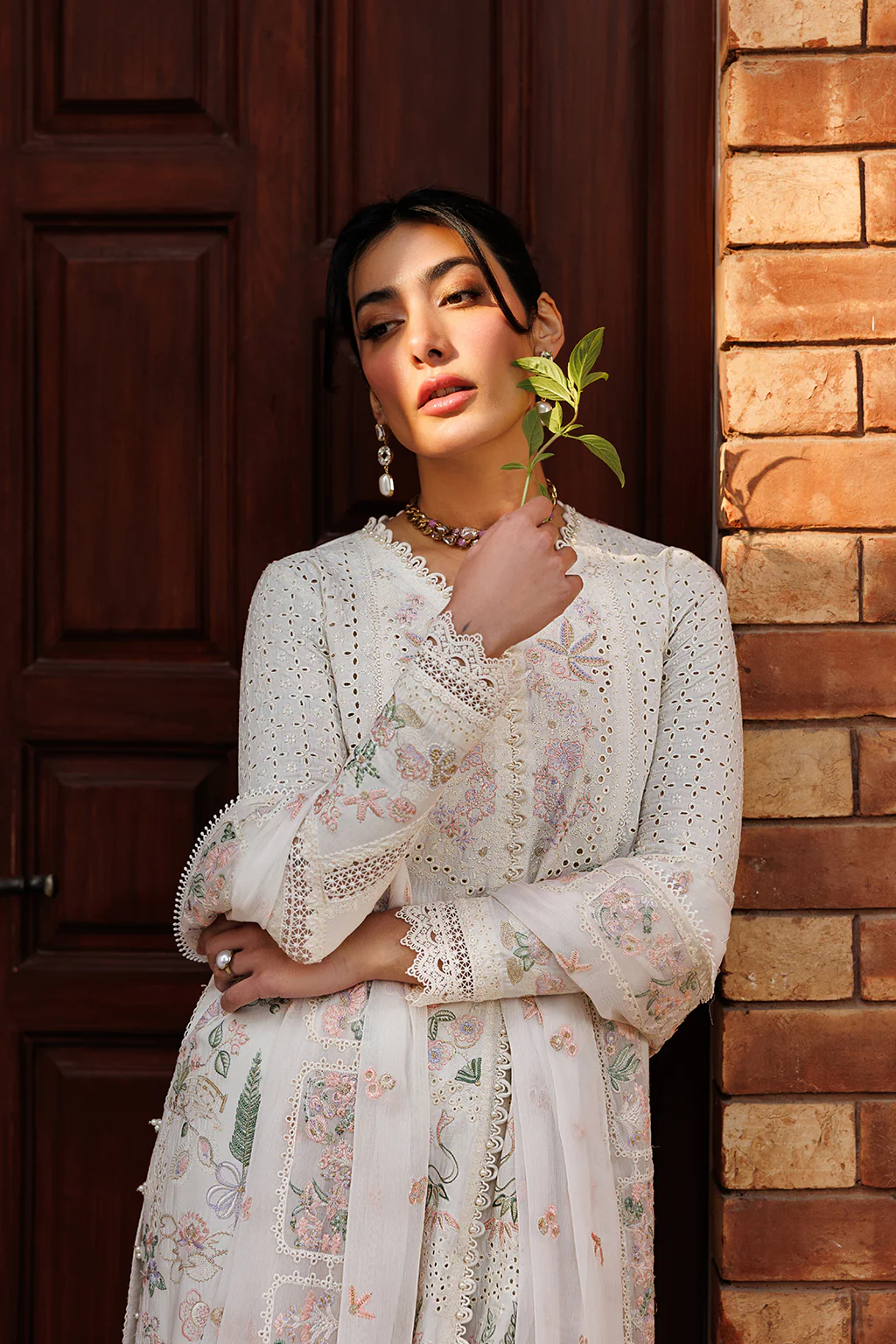 Mirabelle Festive Luxury Lawn - Image 9