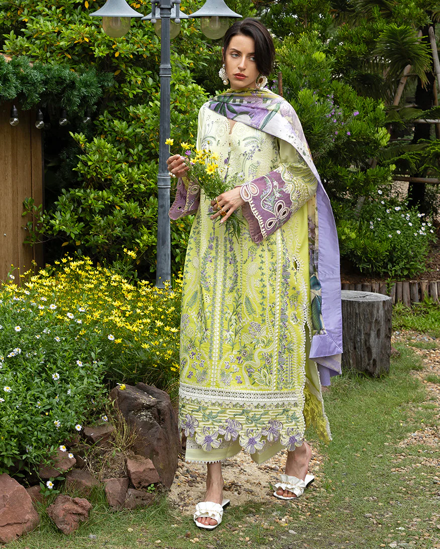 MON TRESOR LUXE LAWN