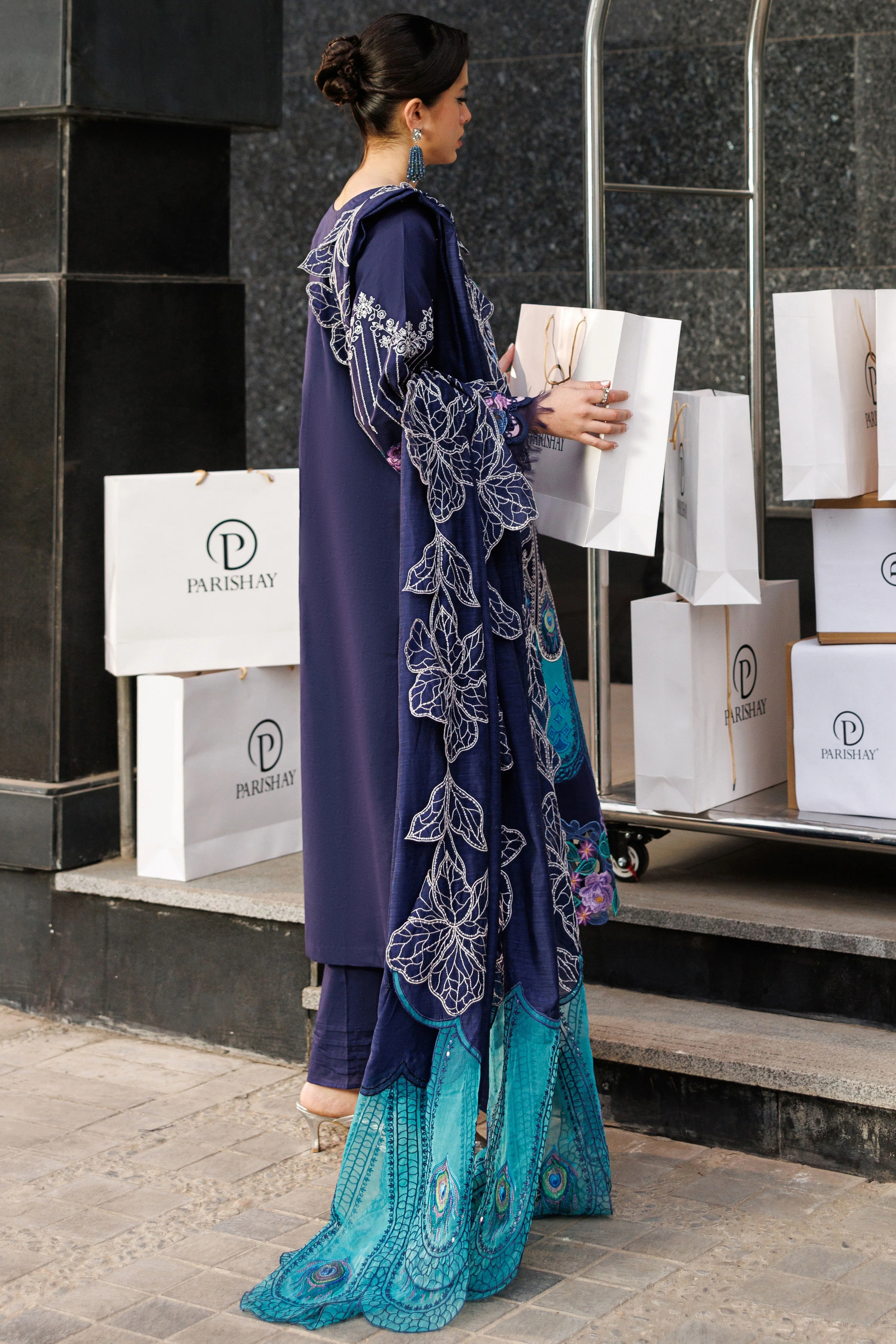 Monaco Luxury Lawn - Image 7