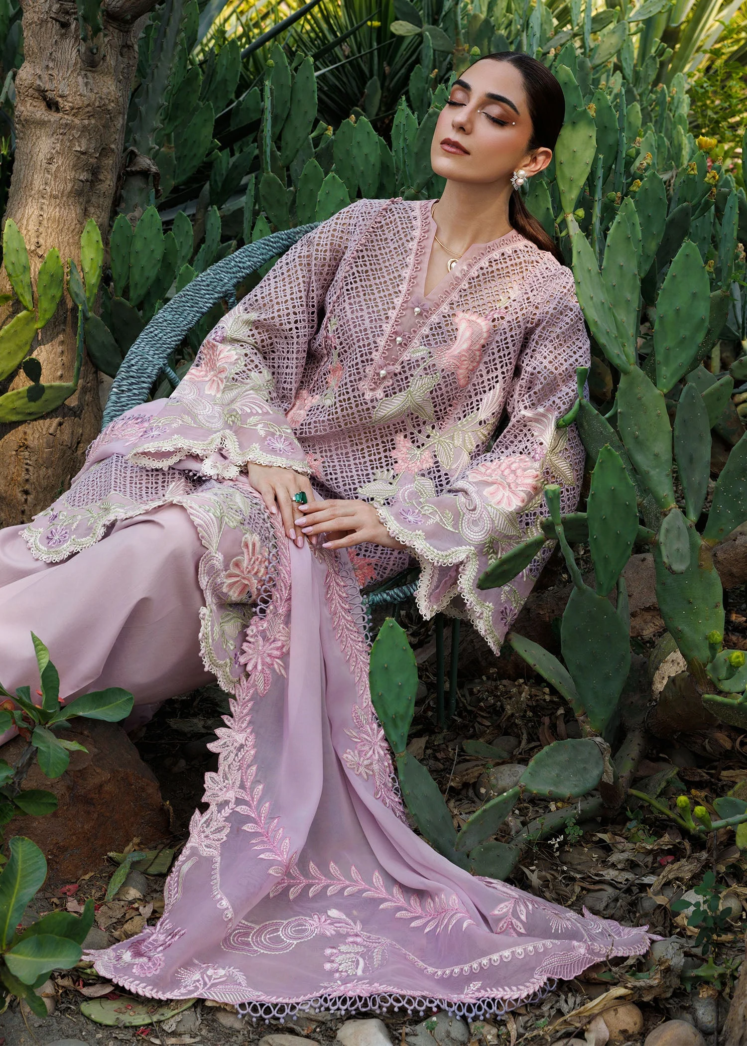 TASAWAR LUXURY LAWN - Image 4