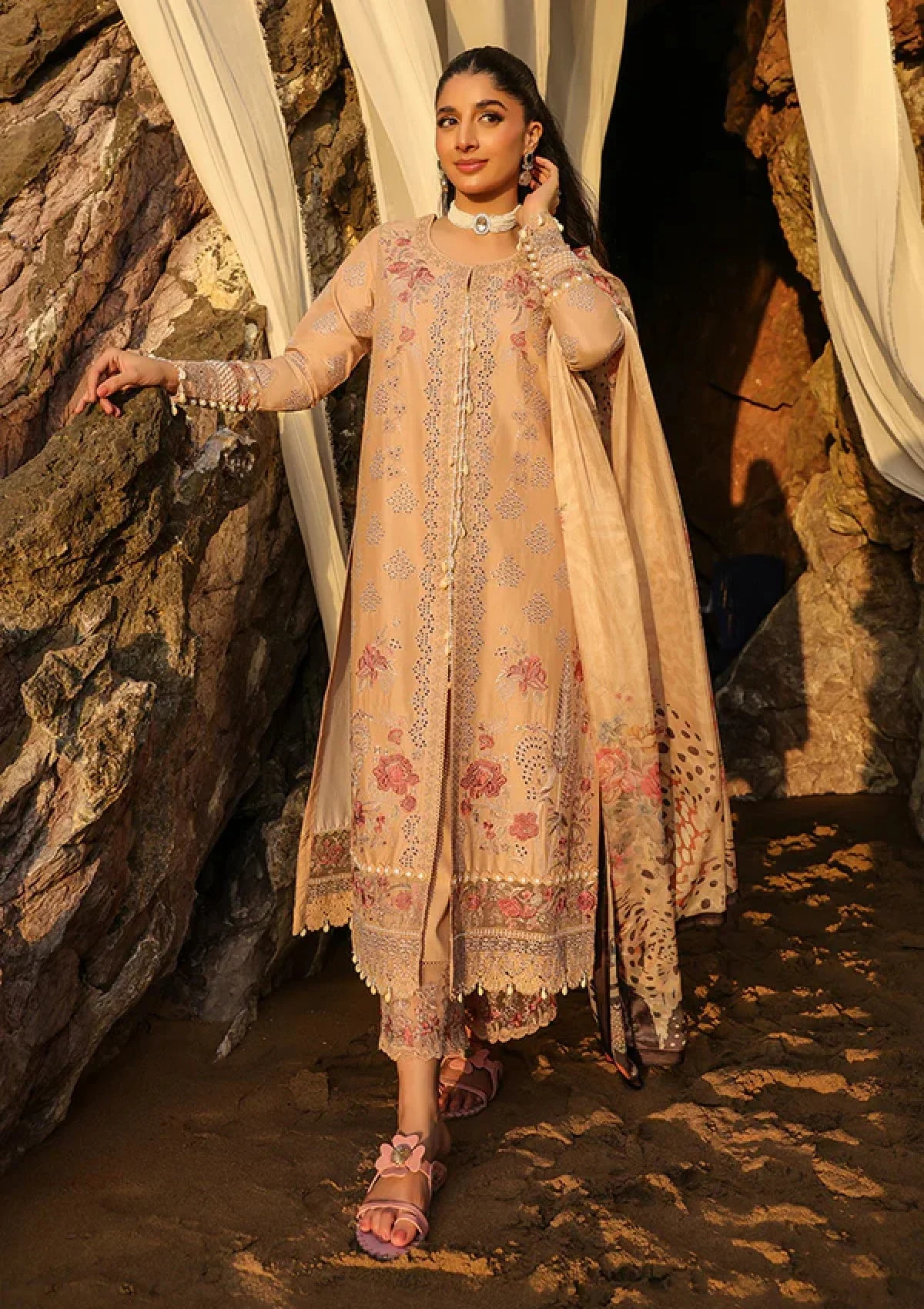 Premium Hania Luxury Lawn