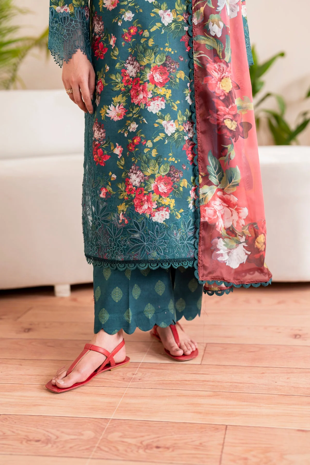 PRINTED CHIKANKARI LAWN - Image 5