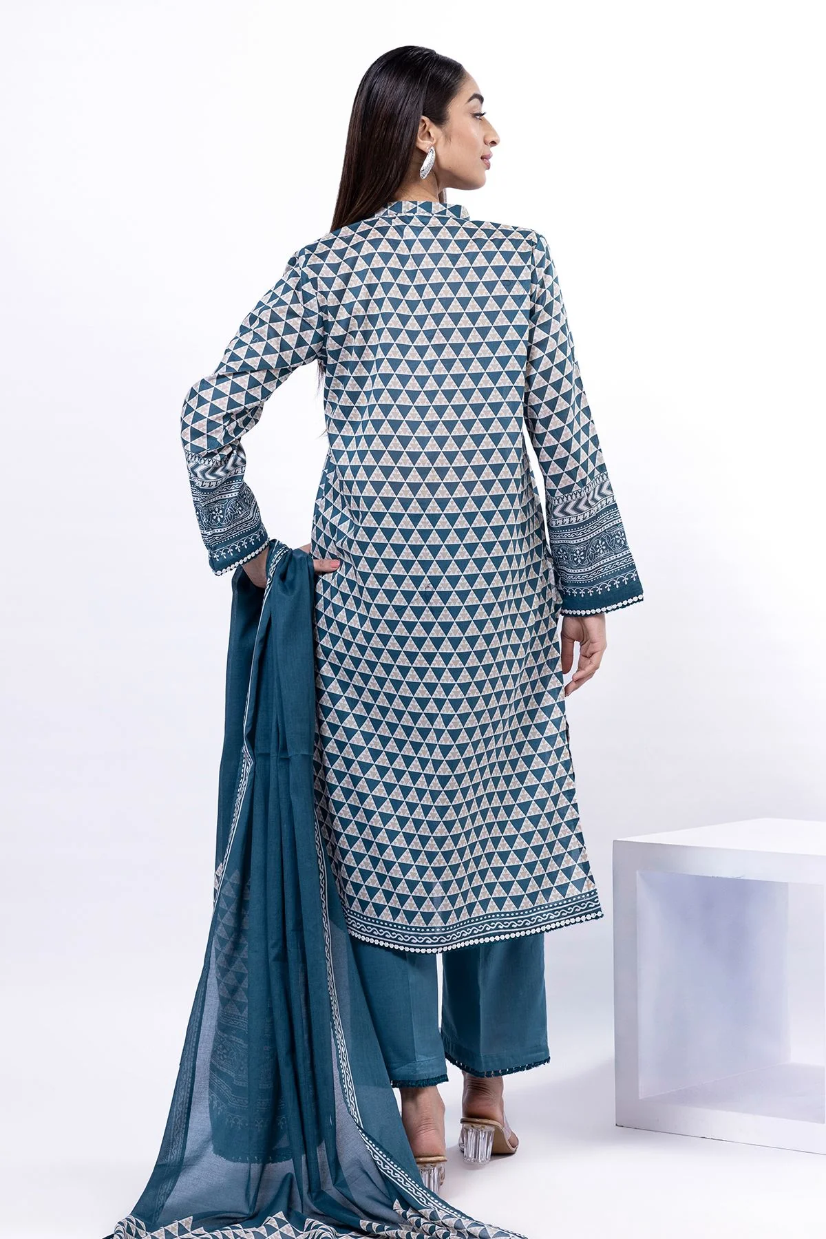 Printed | Lawn Fabrics 3 Piece - Image 2