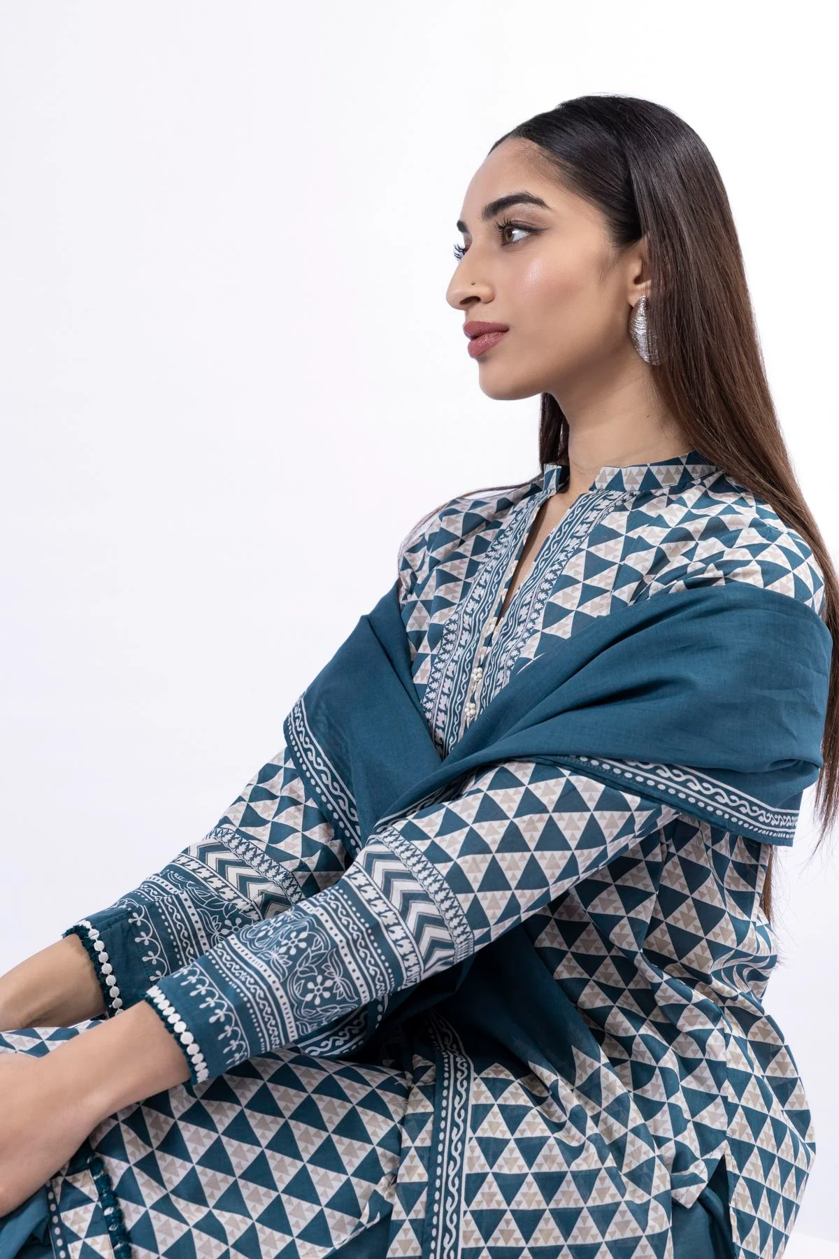 Printed | Lawn Fabrics 3 Piece - Image 4