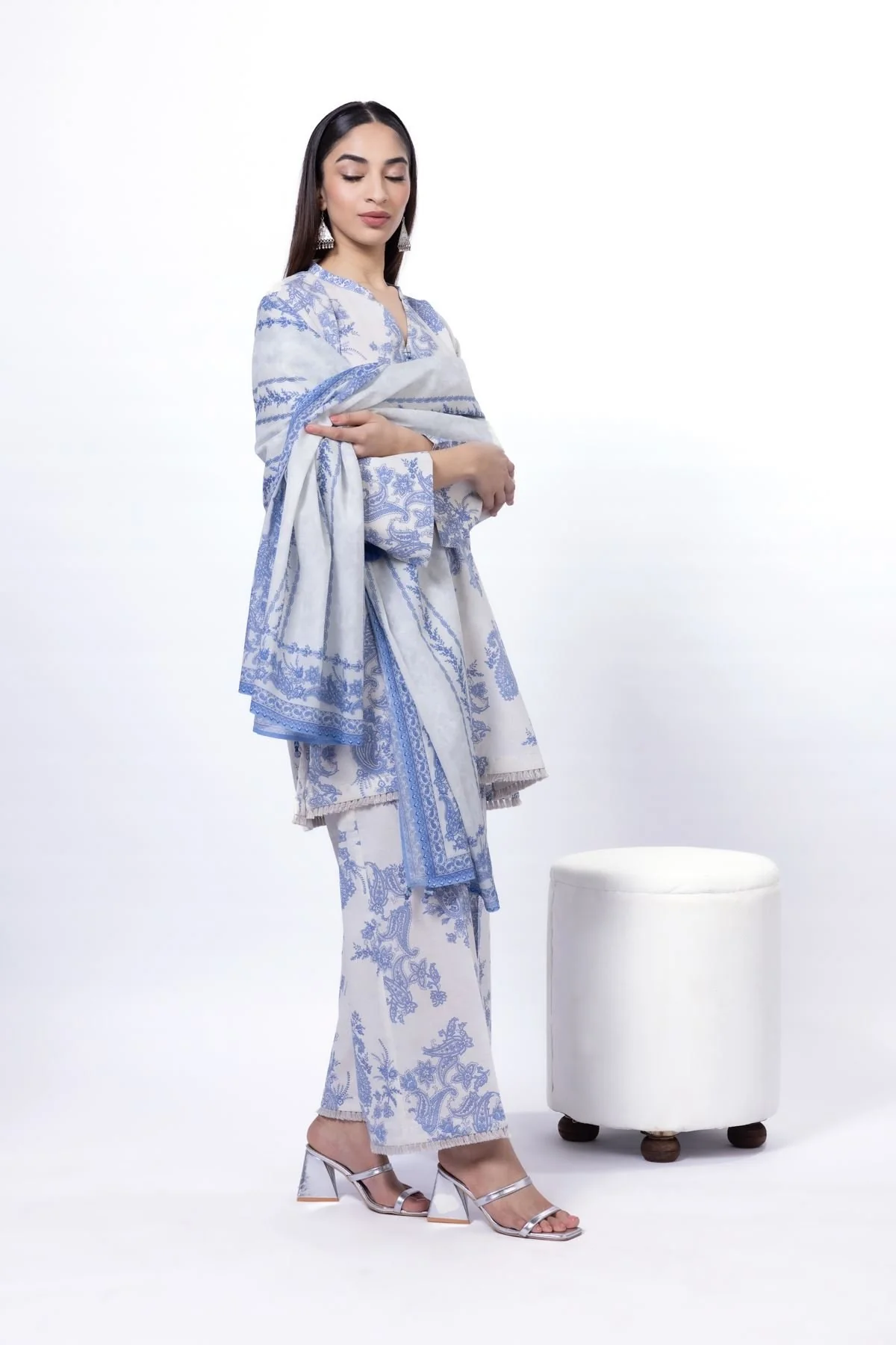 Printed | Lawn Fabrics 3 Piece - Image 5