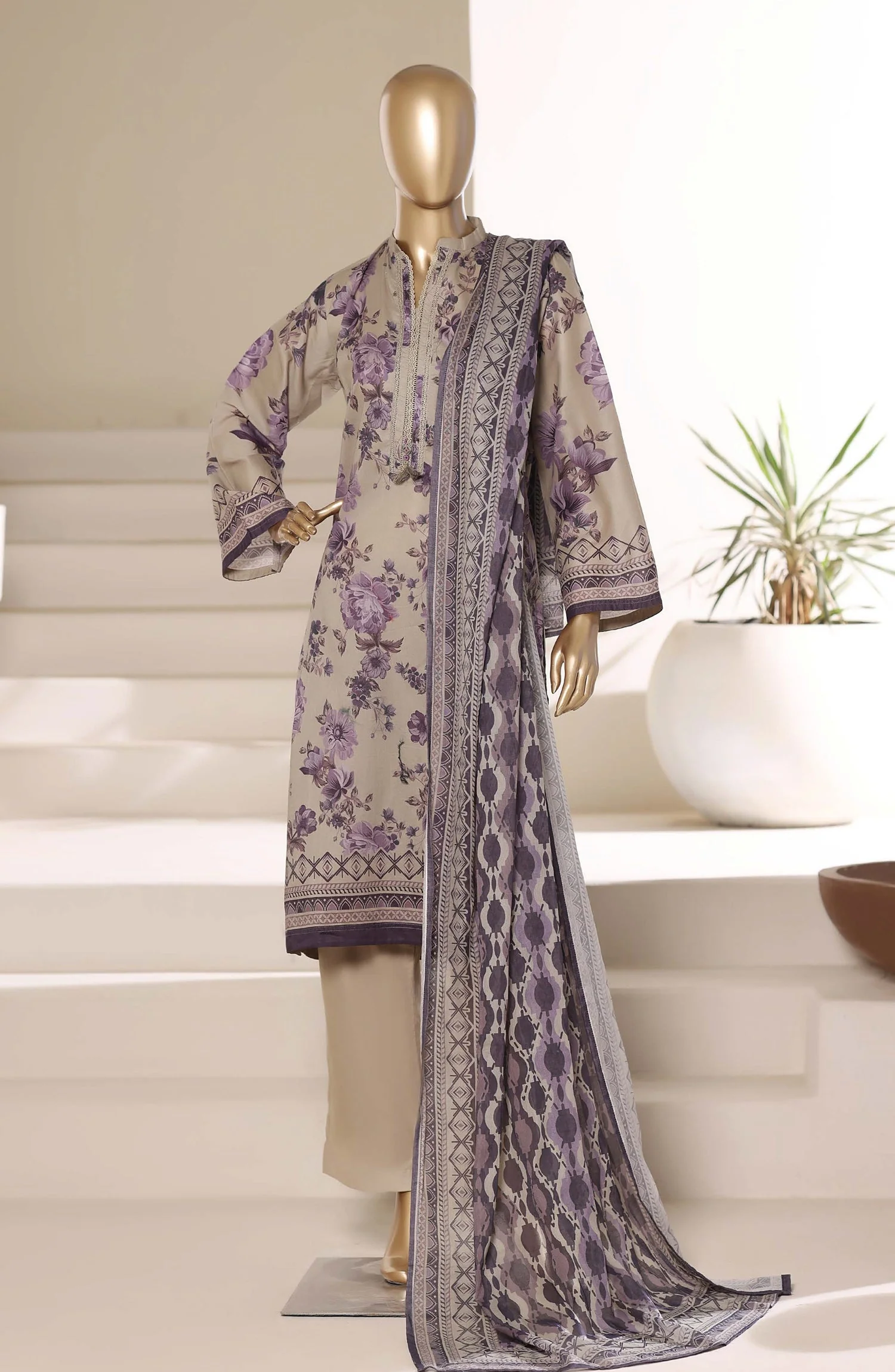 Printed Lawn Stitched 3 Piece Suit