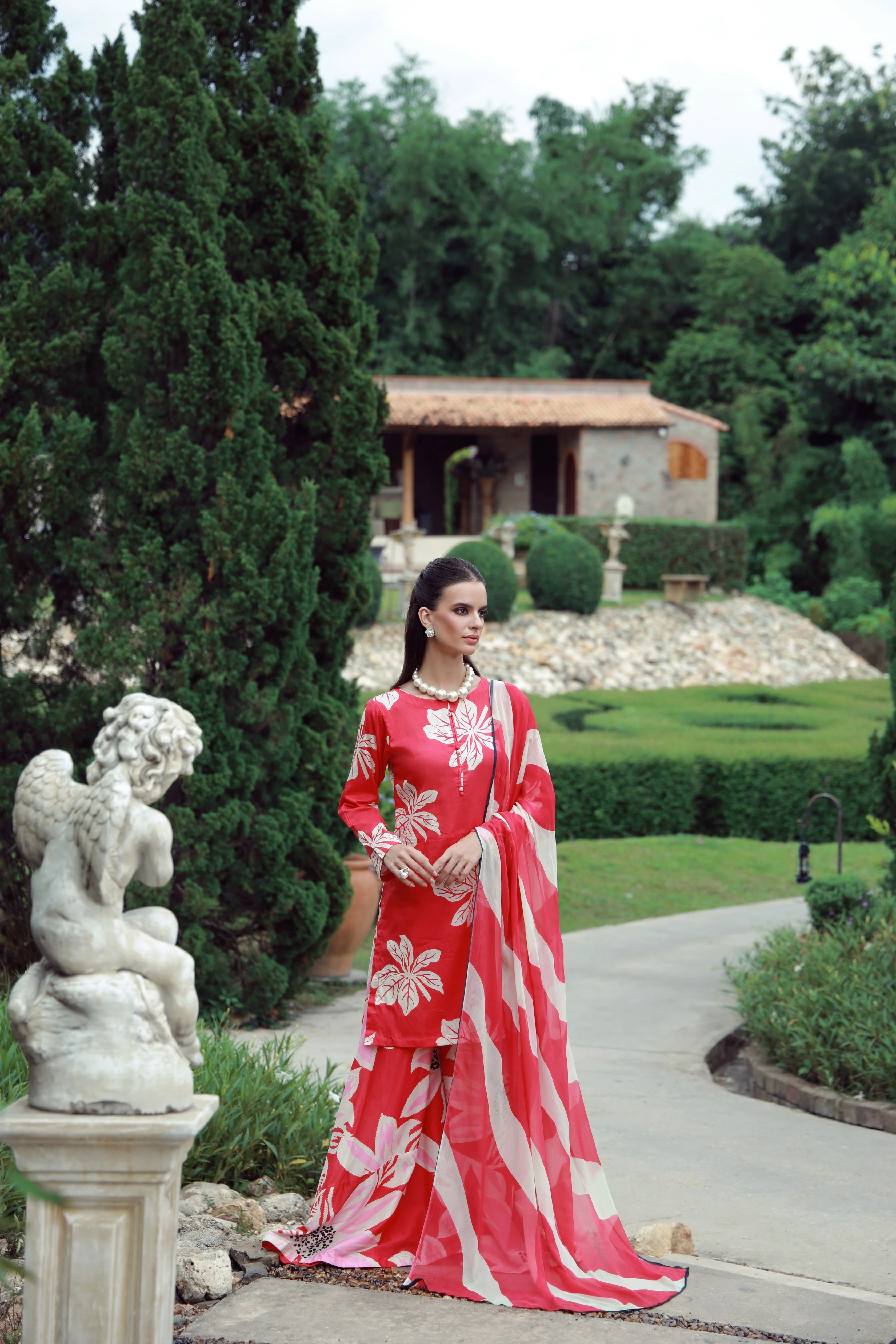 PRINTED Premium Lawn - Image 4