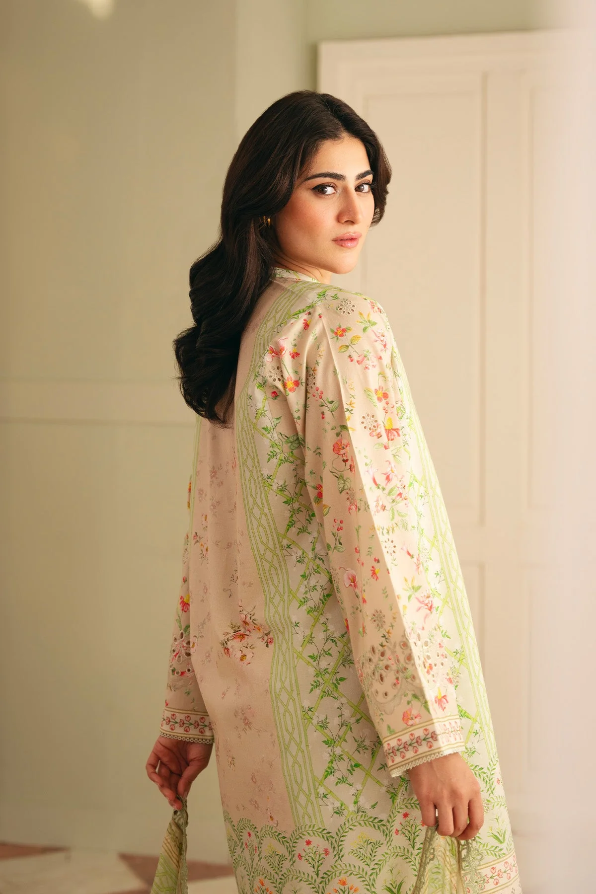 Raya Embroidered Lawn - Image 5
