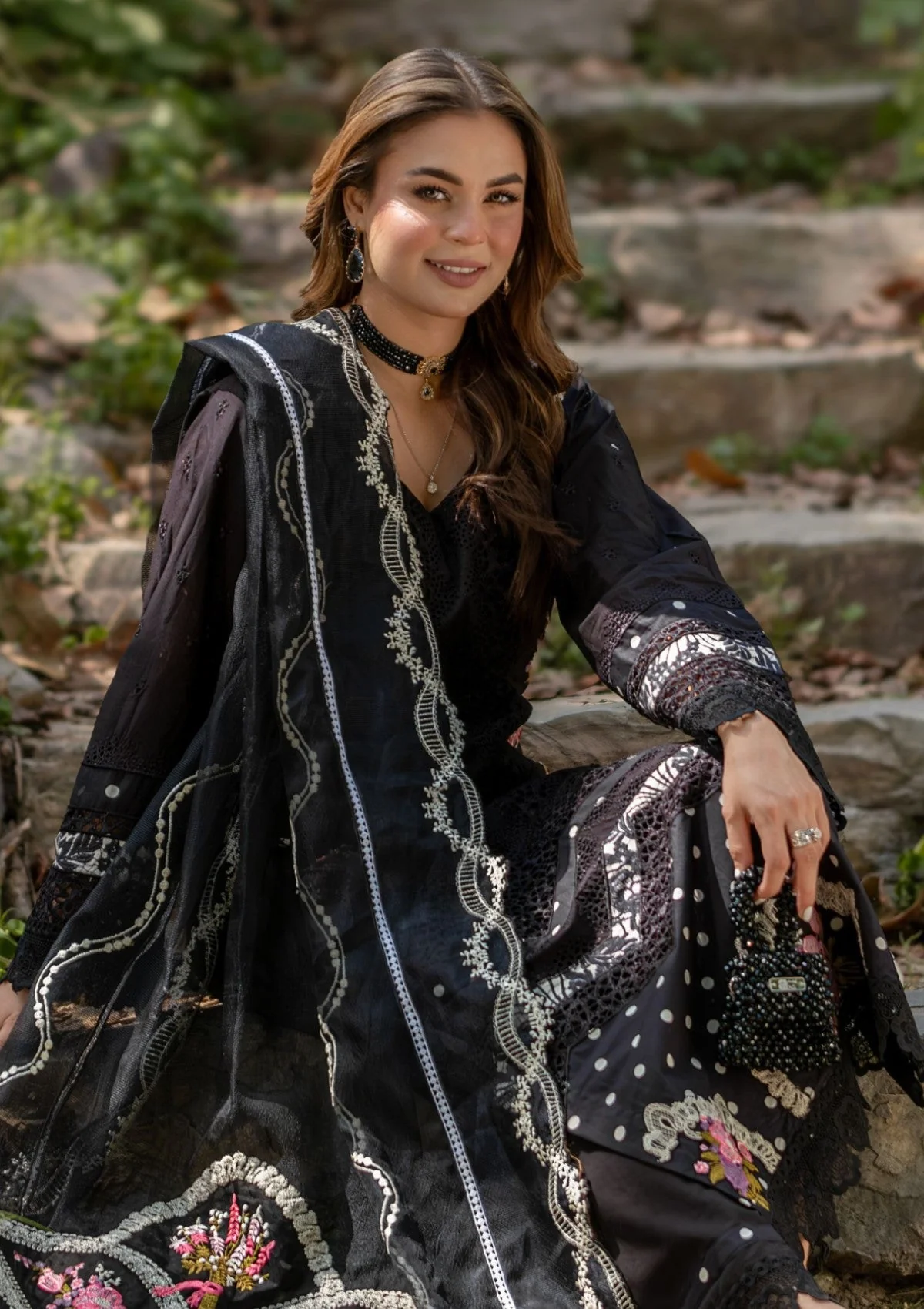 REET LUXURY LAWN - Image 5