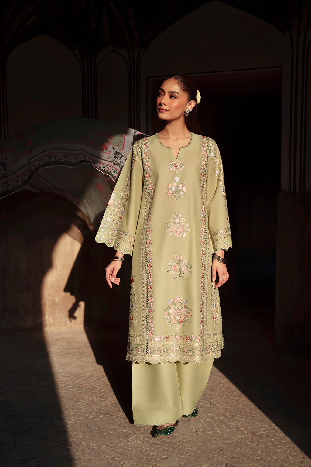 Rumi Summer Lawn - Image 4